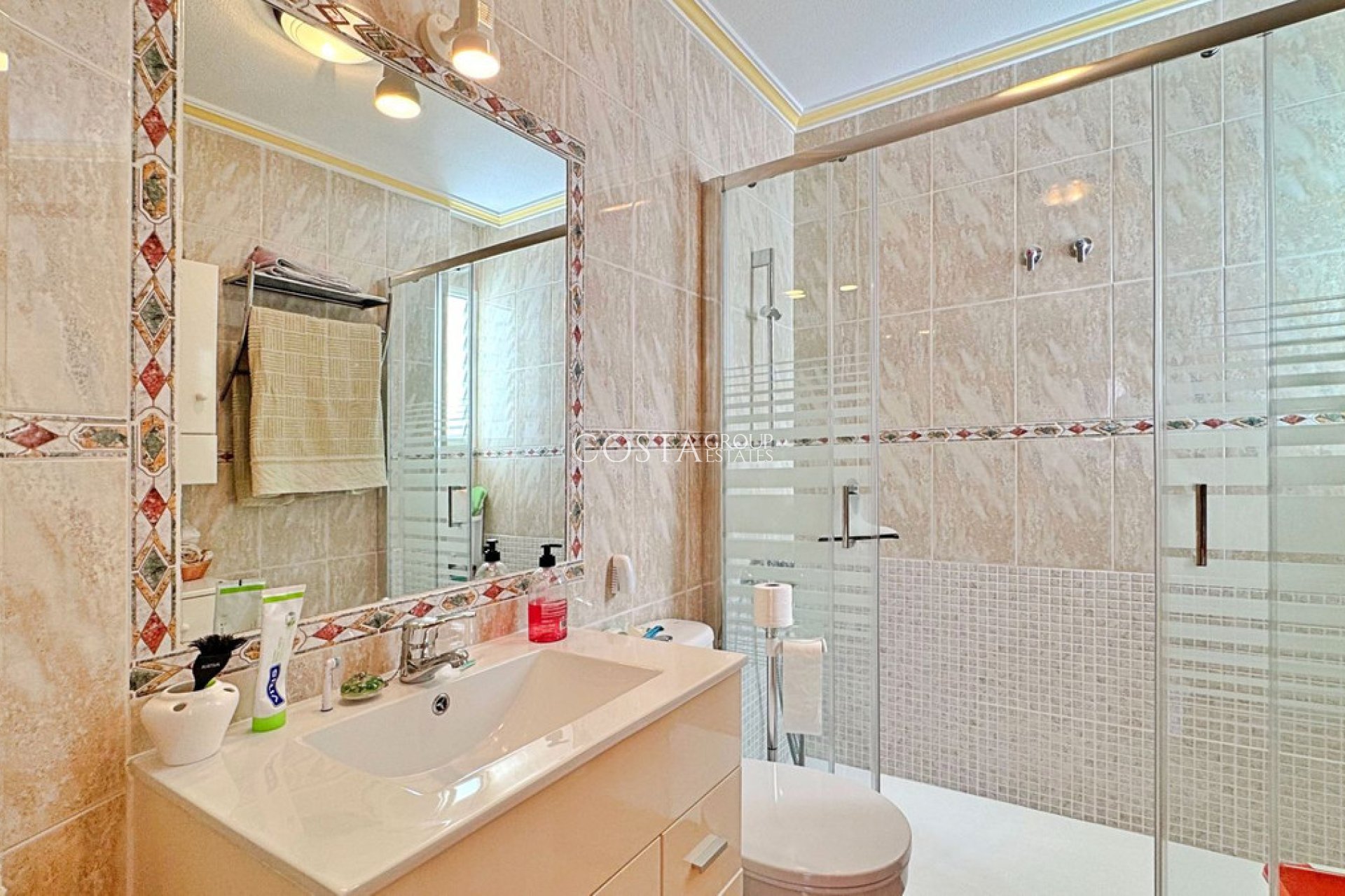 Herverkoop - Apartments -
Orihuela - La Zenia