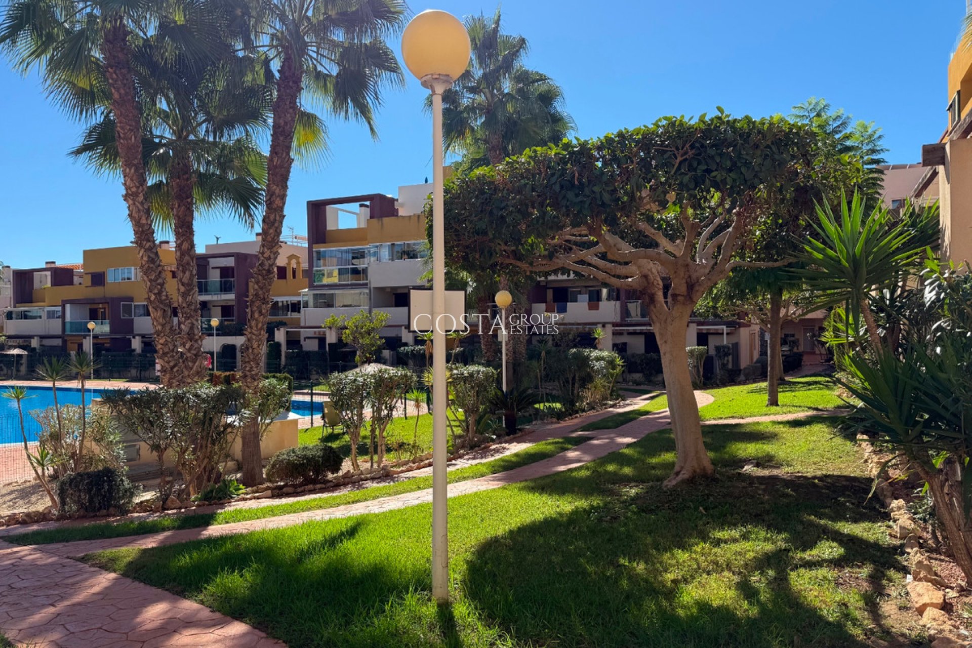 Herverkoop - Apartments -
Orihuela - Playa Flamenca