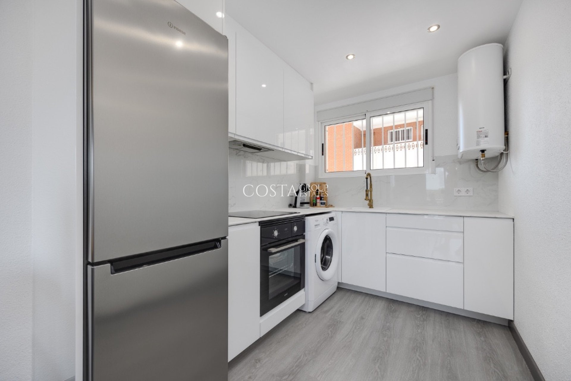 Herverkoop - Apartments -
Orihuela - Punta Prima