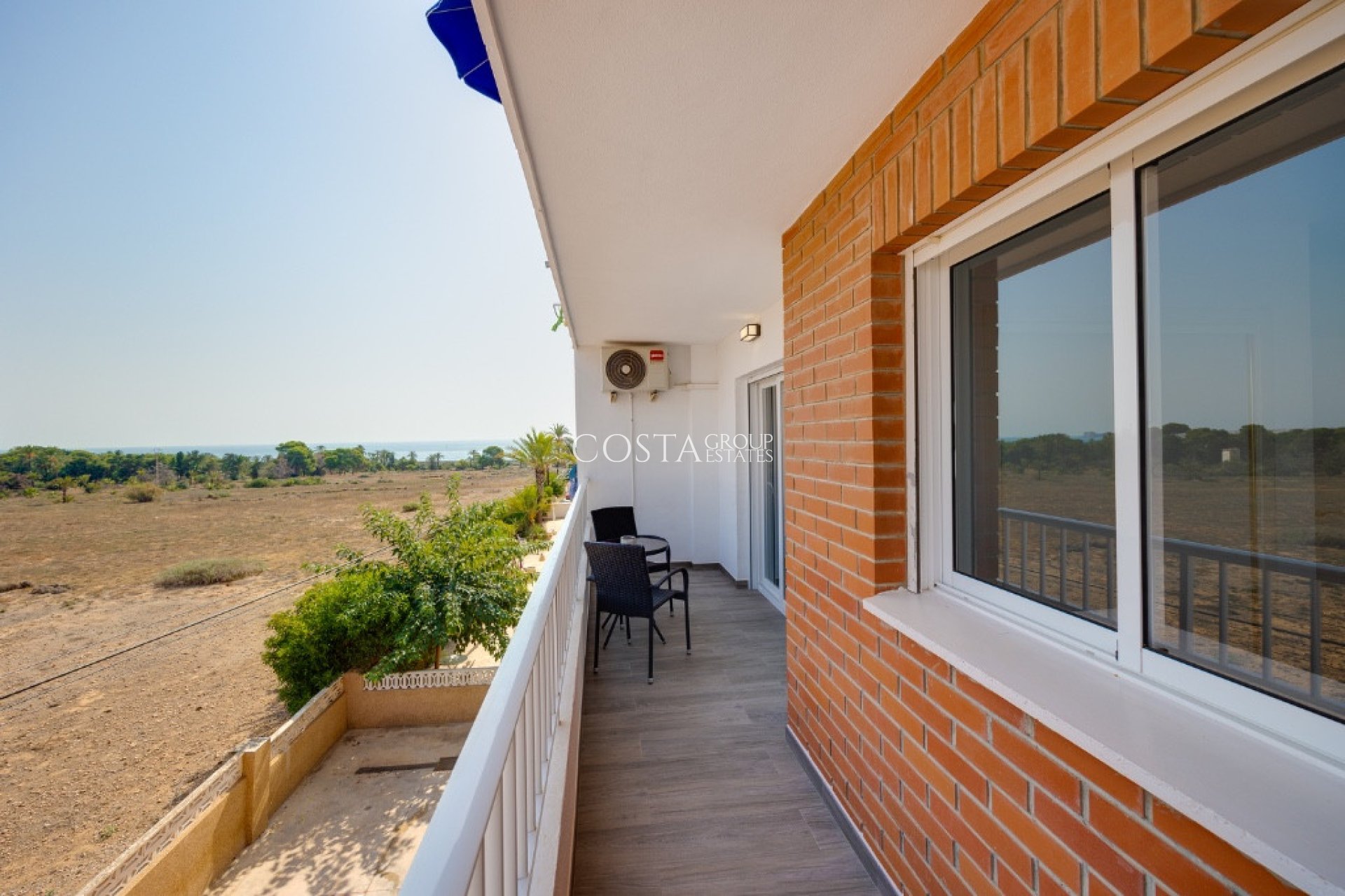 Herverkoop - Apartments -
Orihuela - Punta Prima