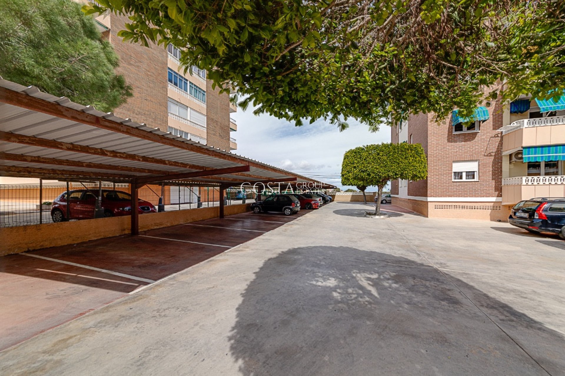 Herverkoop - Apartments -
Orihuela - Punta Prima