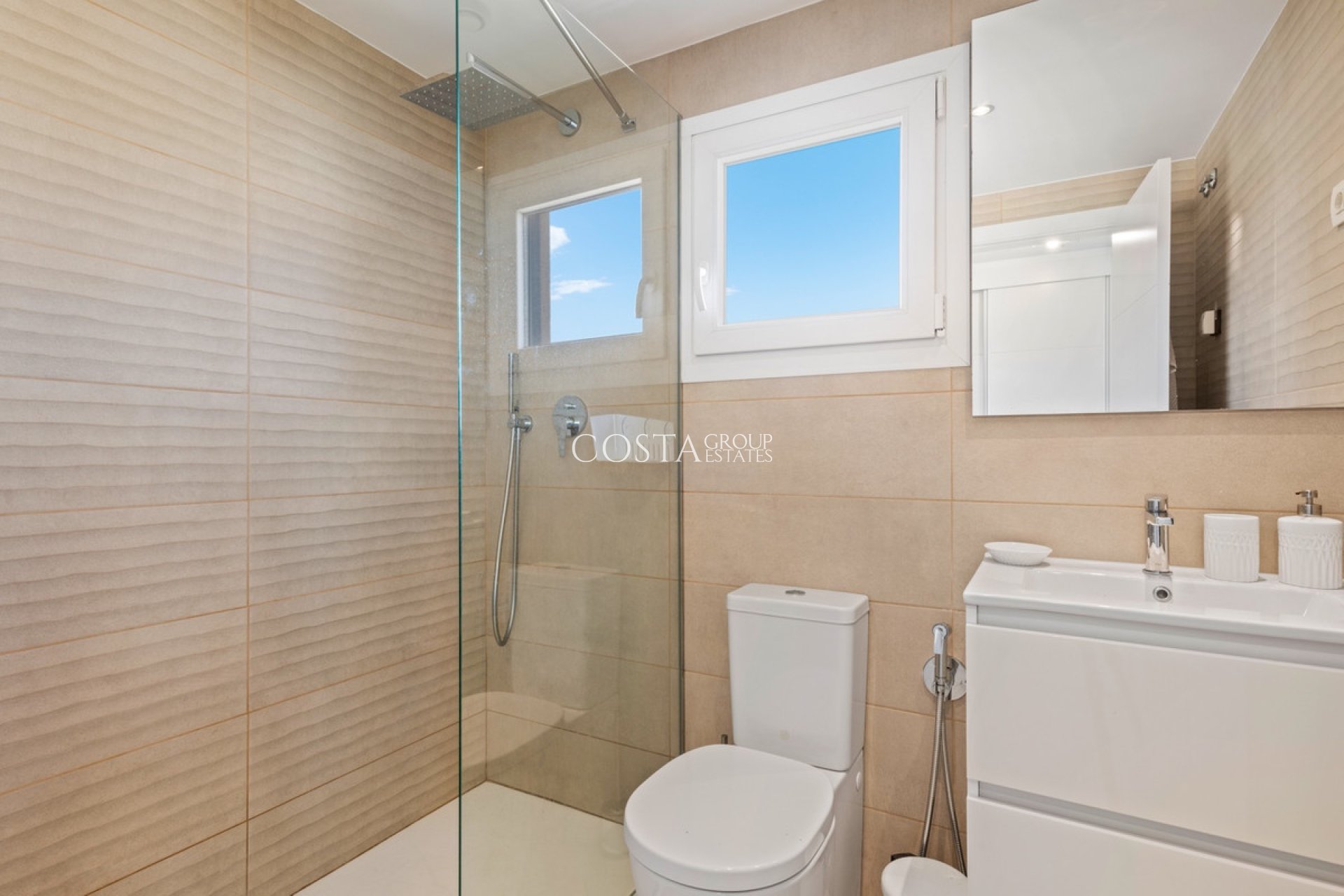 Herverkoop - Apartments -
Orihuela - Punta Prima