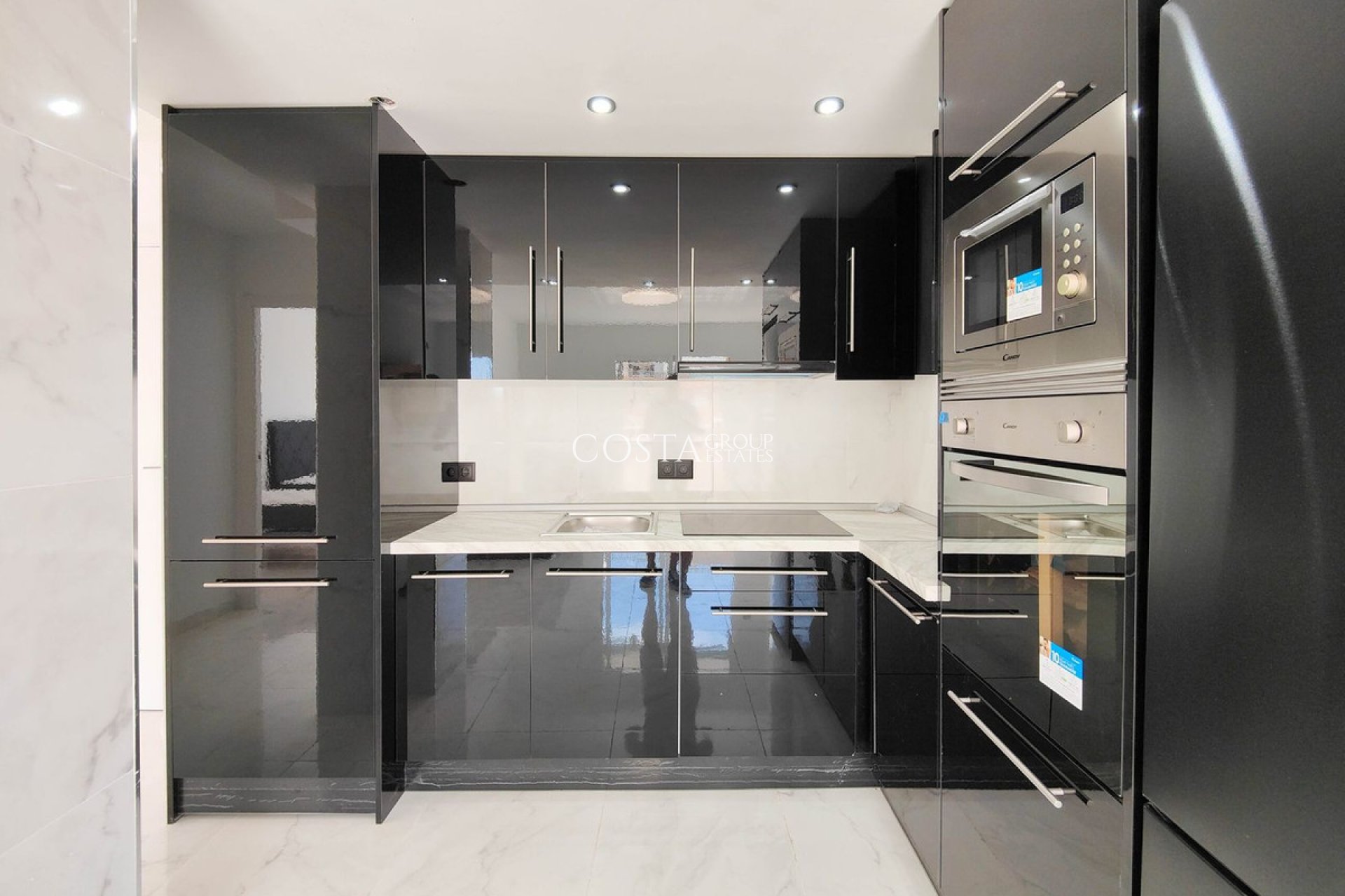 Herverkoop - Apartments -
Orihuela - Punta Prima