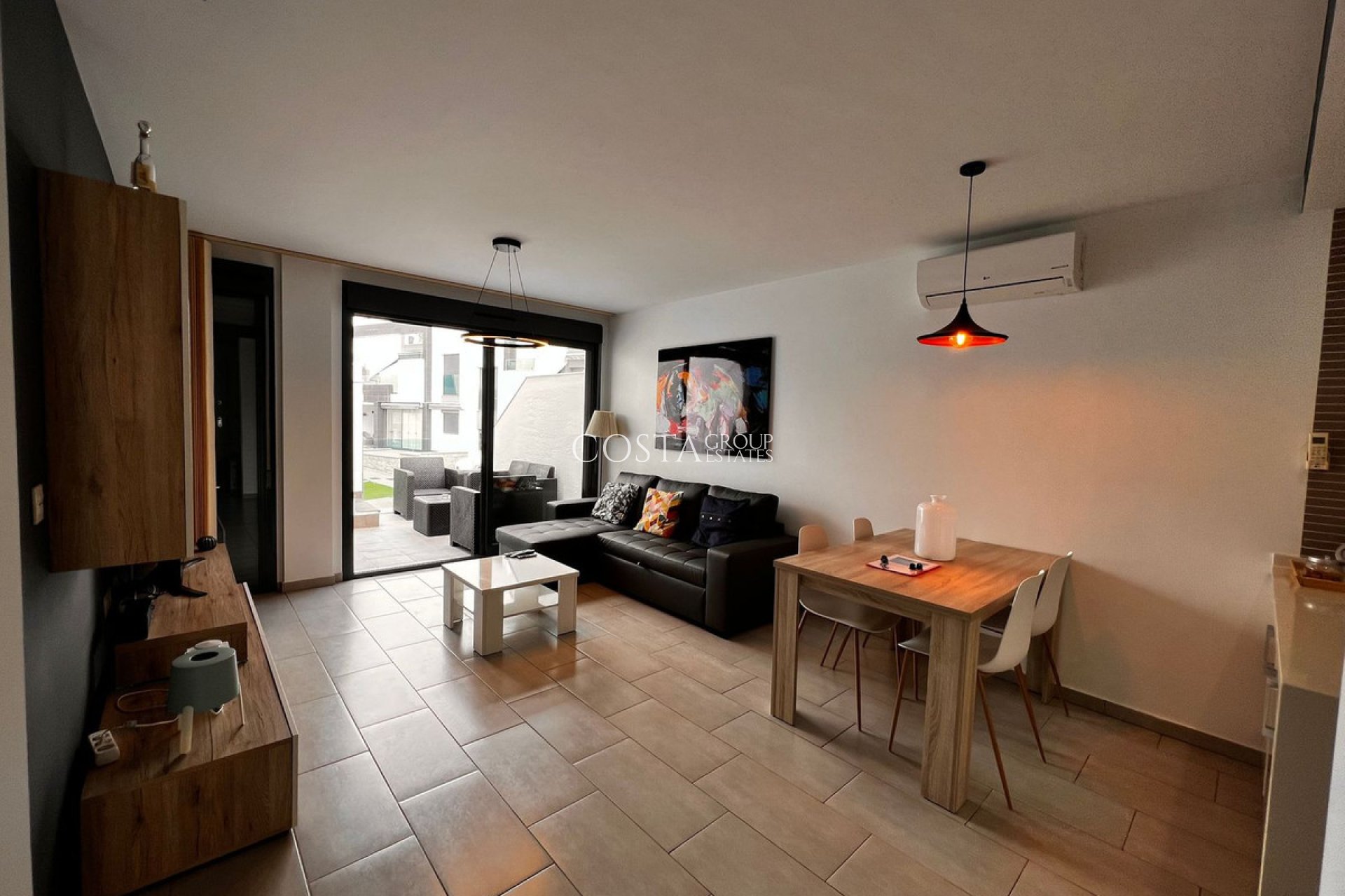 Herverkoop - Apartments -
Orihuela - Punta Prima