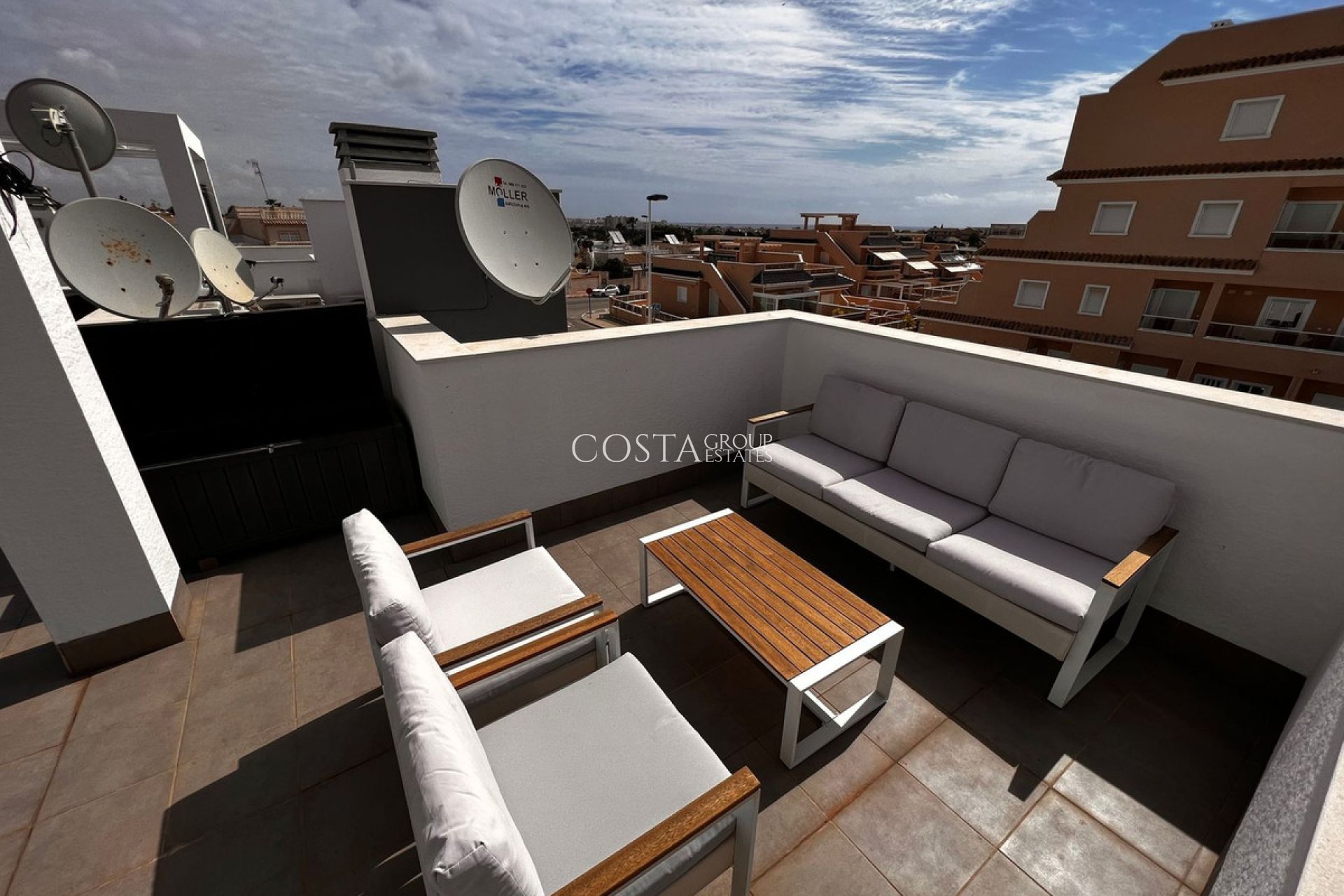 Herverkoop - Apartments -
Orihuela - Punta Prima