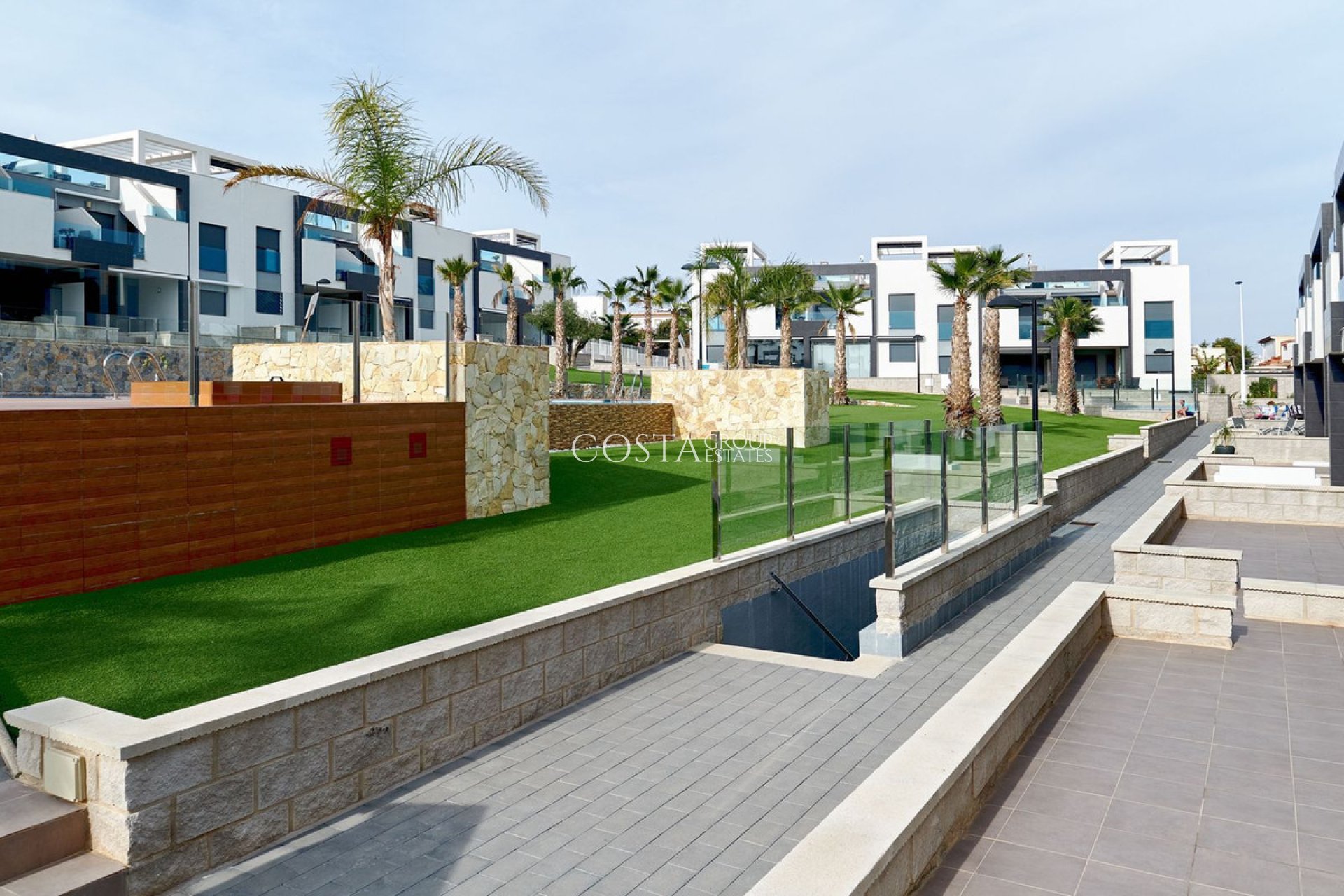 Herverkoop - Apartments -
Orihuela - Punta Prima