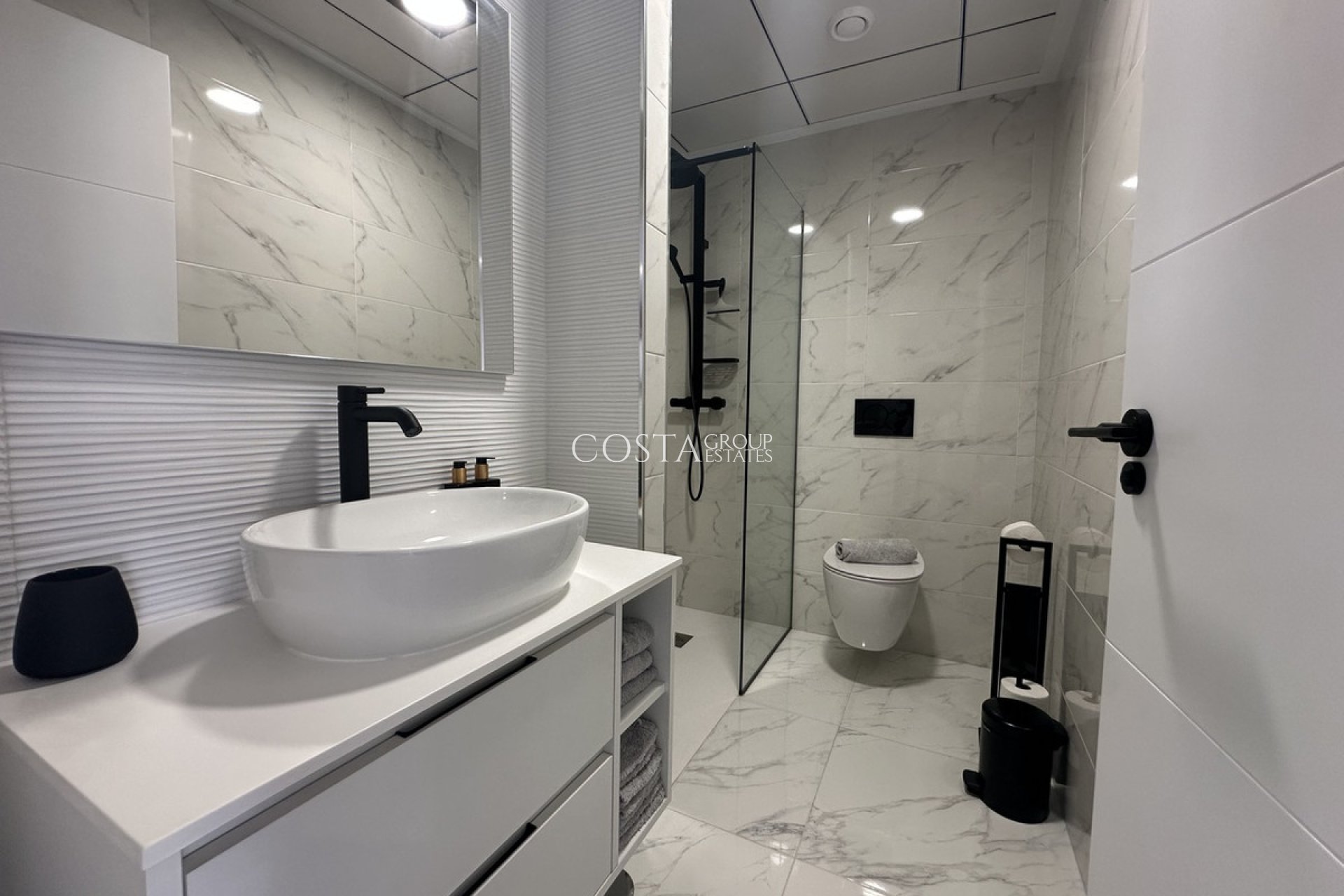 Herverkoop - Apartments -
Orihuela - Punta Prima