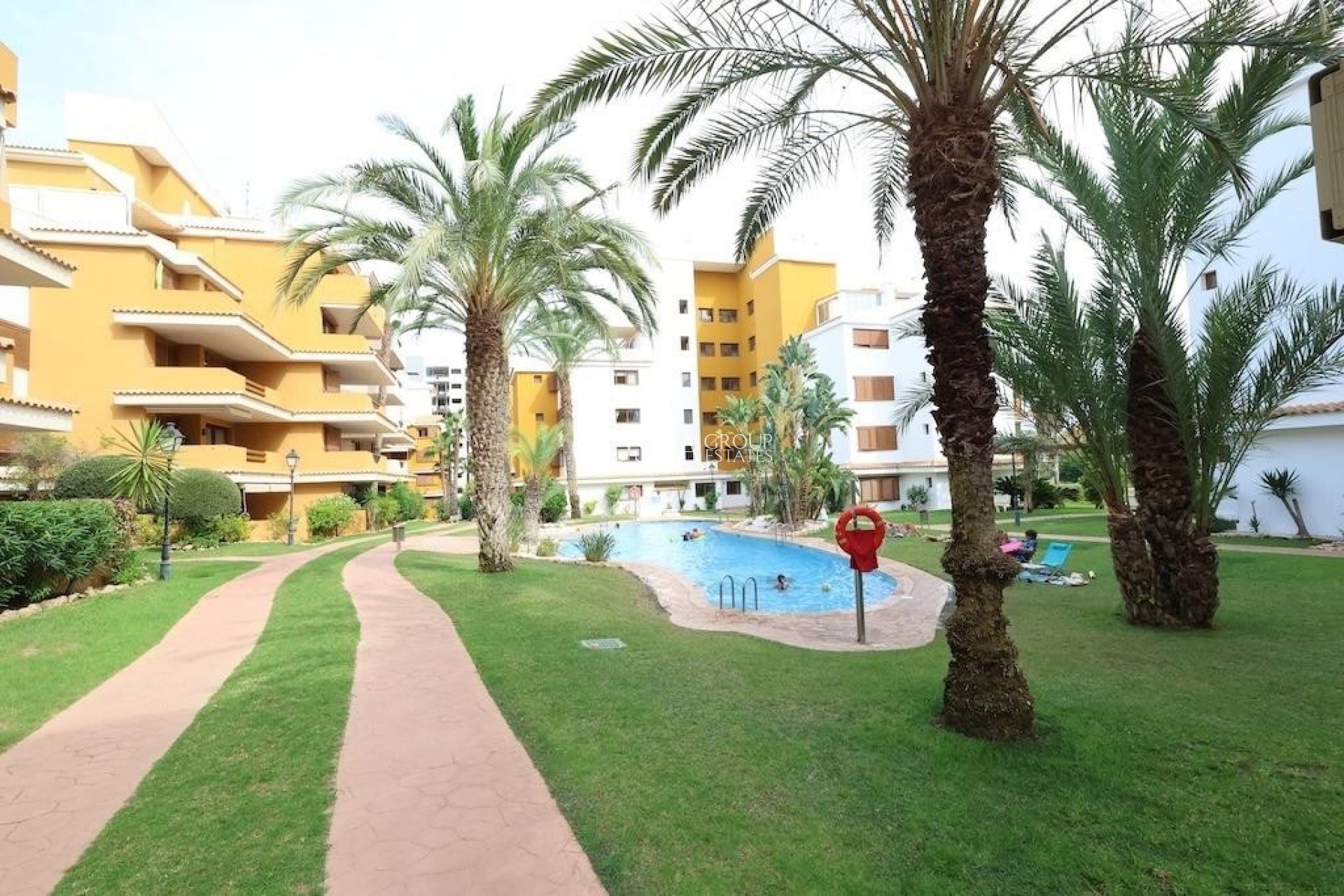 Herverkoop - Apartments -
Orihuela - Punta Prima