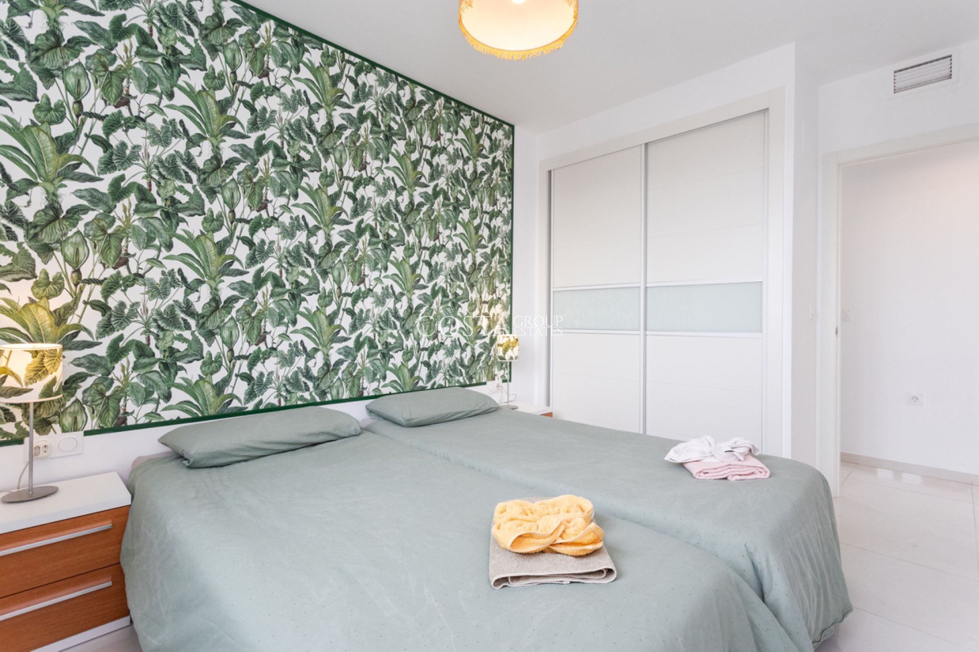 Herverkoop - Apartments -
Orihuela - Punta Prima