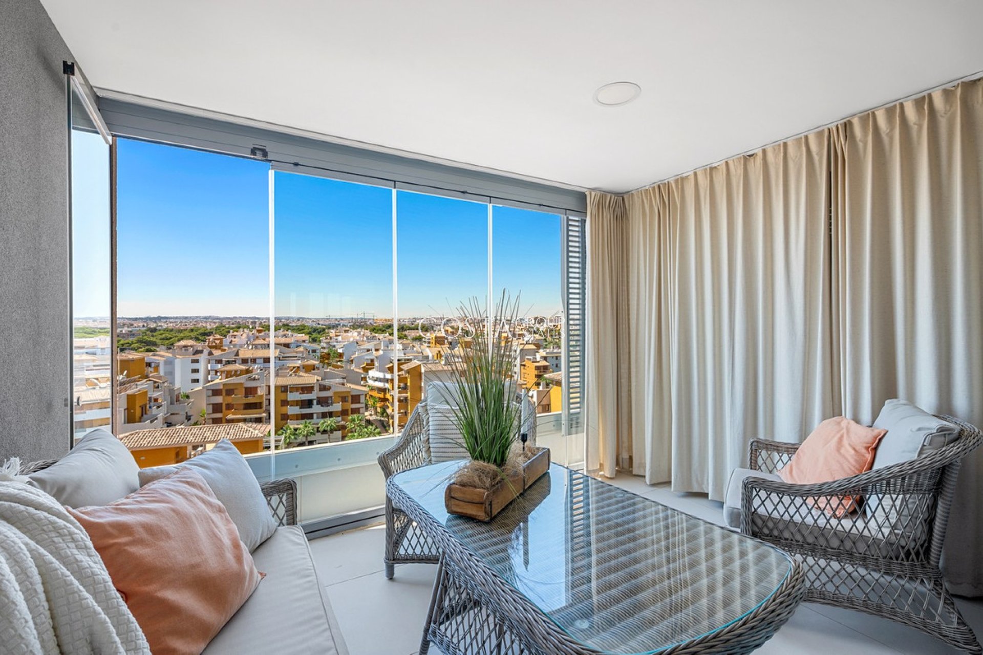 Herverkoop - Apartments -
Orihuela - Punta Prima