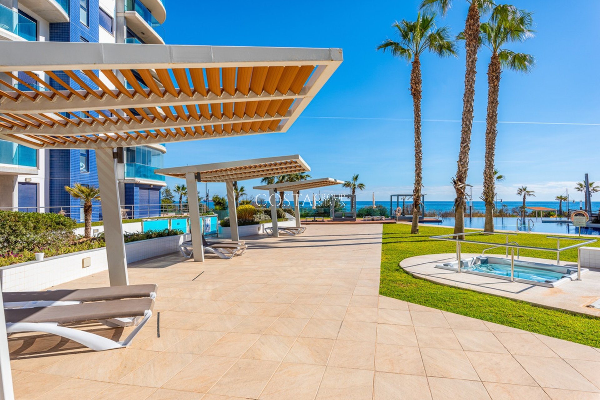 Herverkoop - Apartments -
Orihuela - Punta Prima