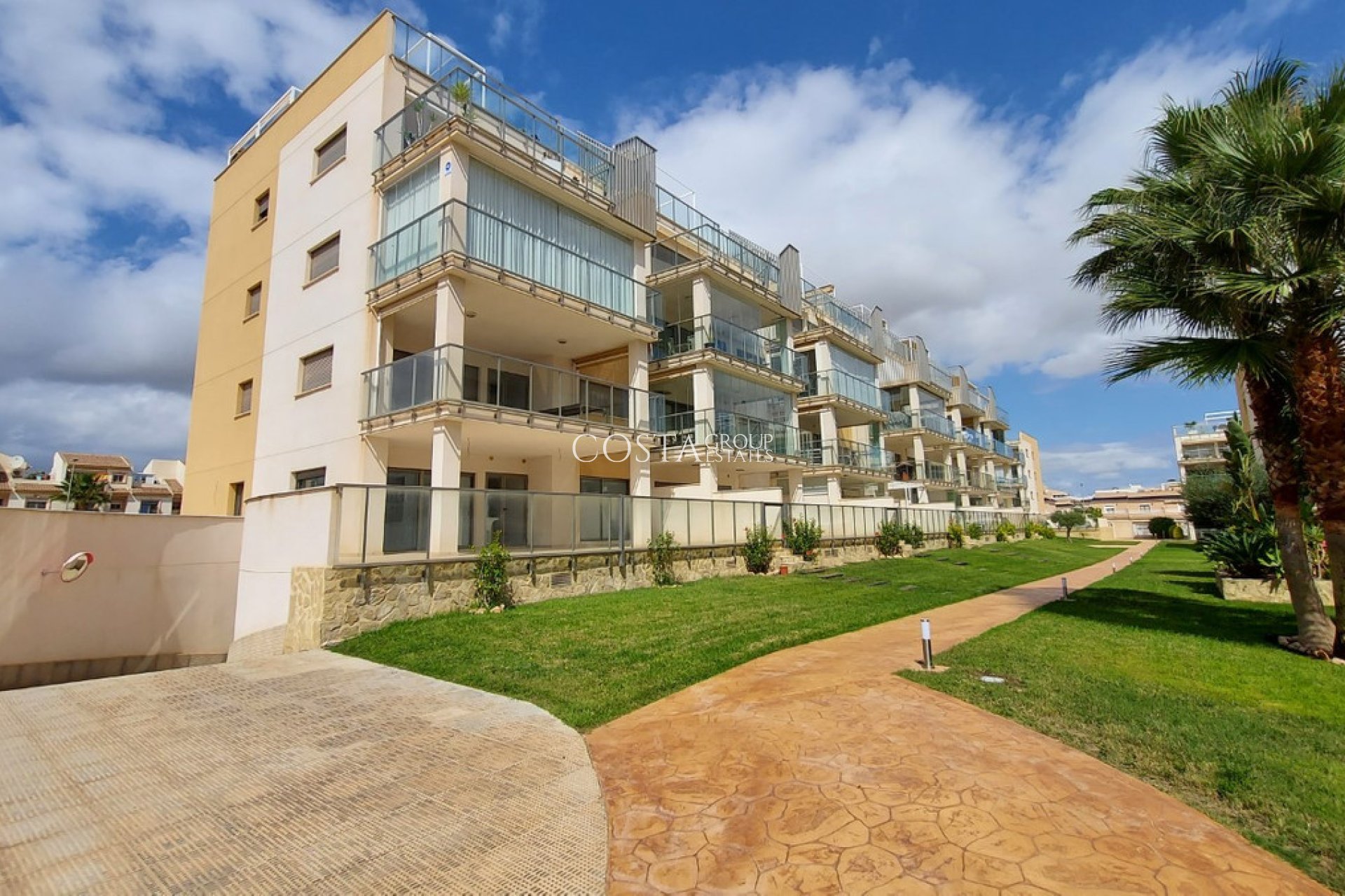 Herverkoop - Apartments -
Orihuela - Villamartin