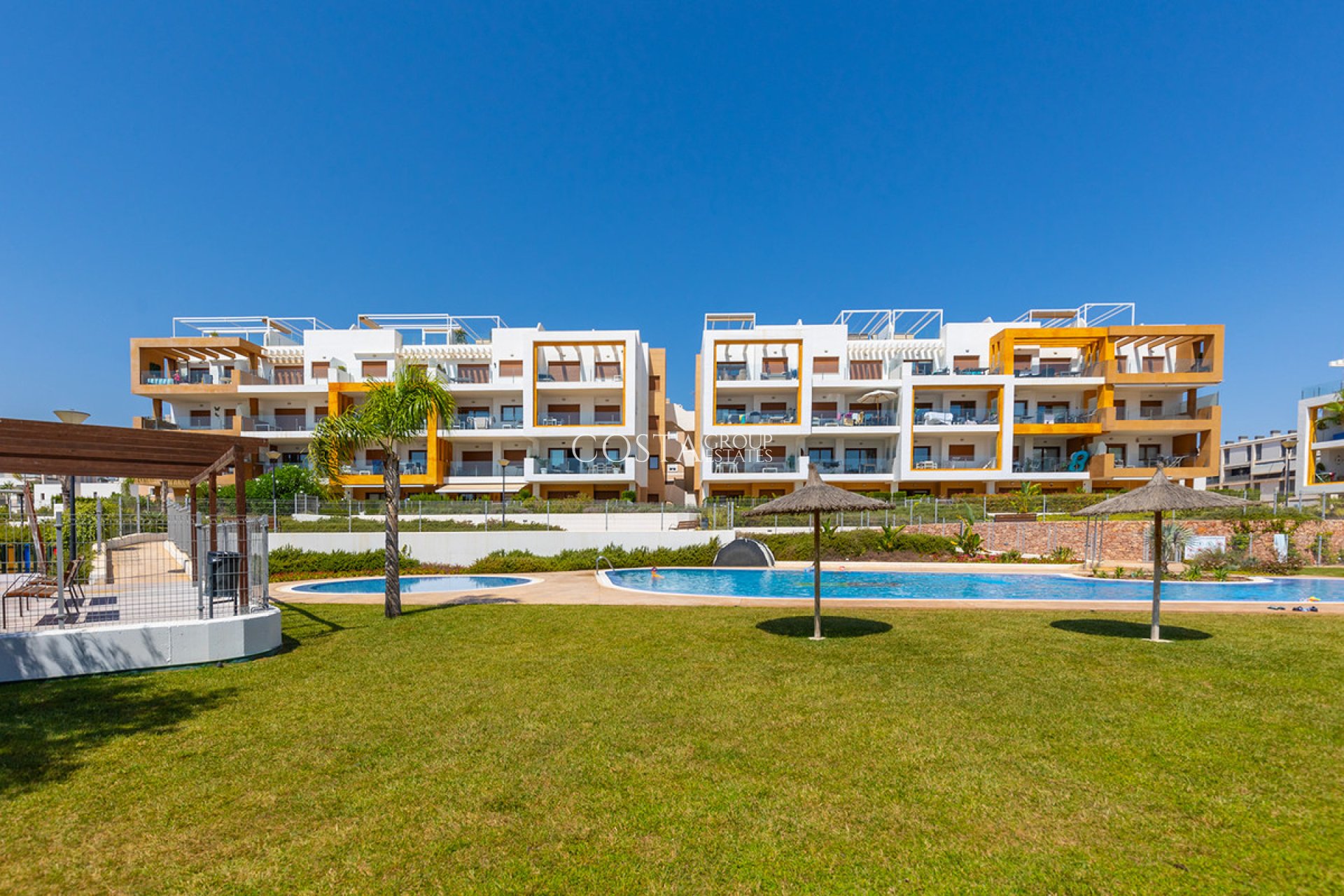 Herverkoop - Apartments -
Orihuela - Villamartin