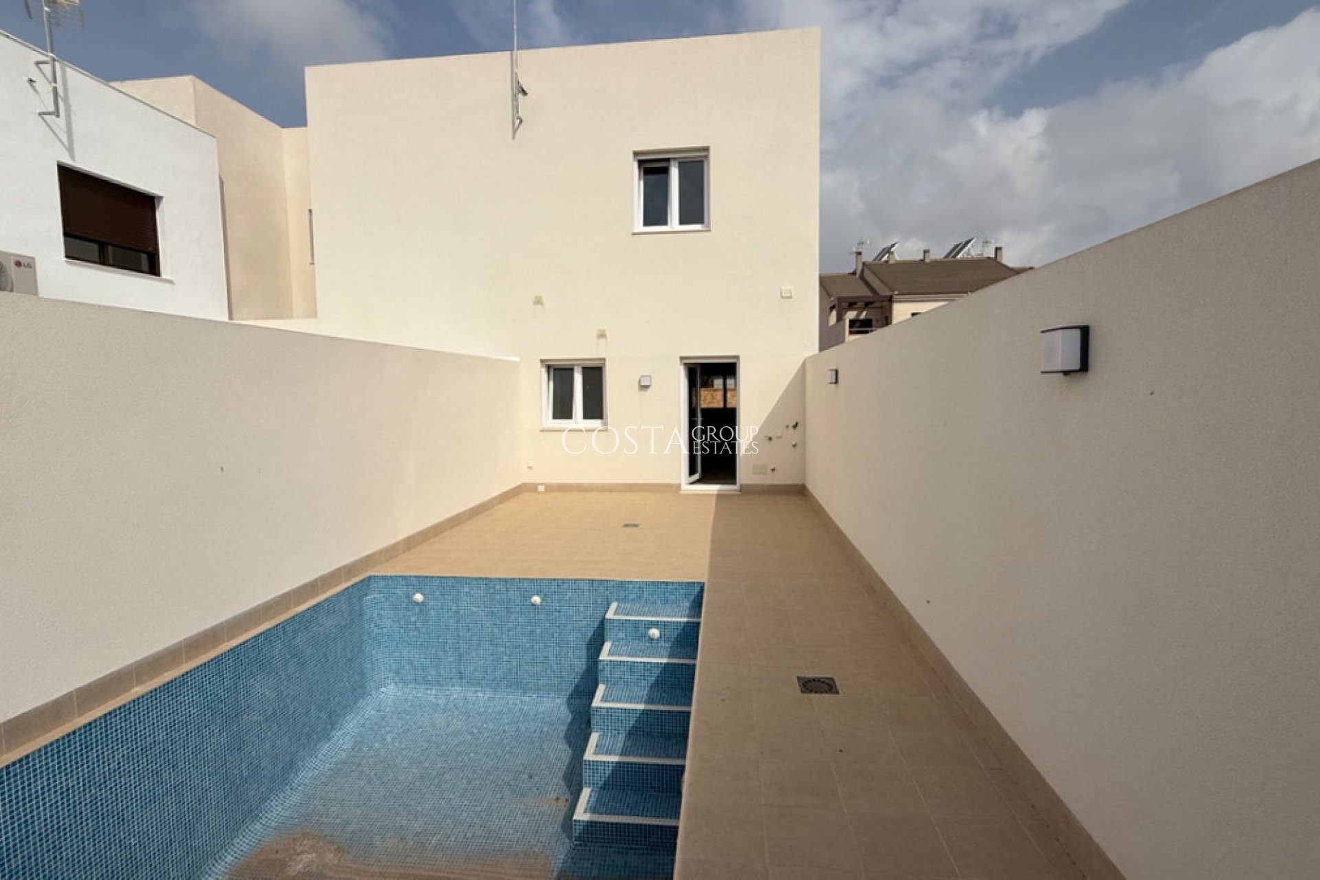 Herverkoop - Apartments -
Pilar de la Horadada - Pilar de la Horadada Centro