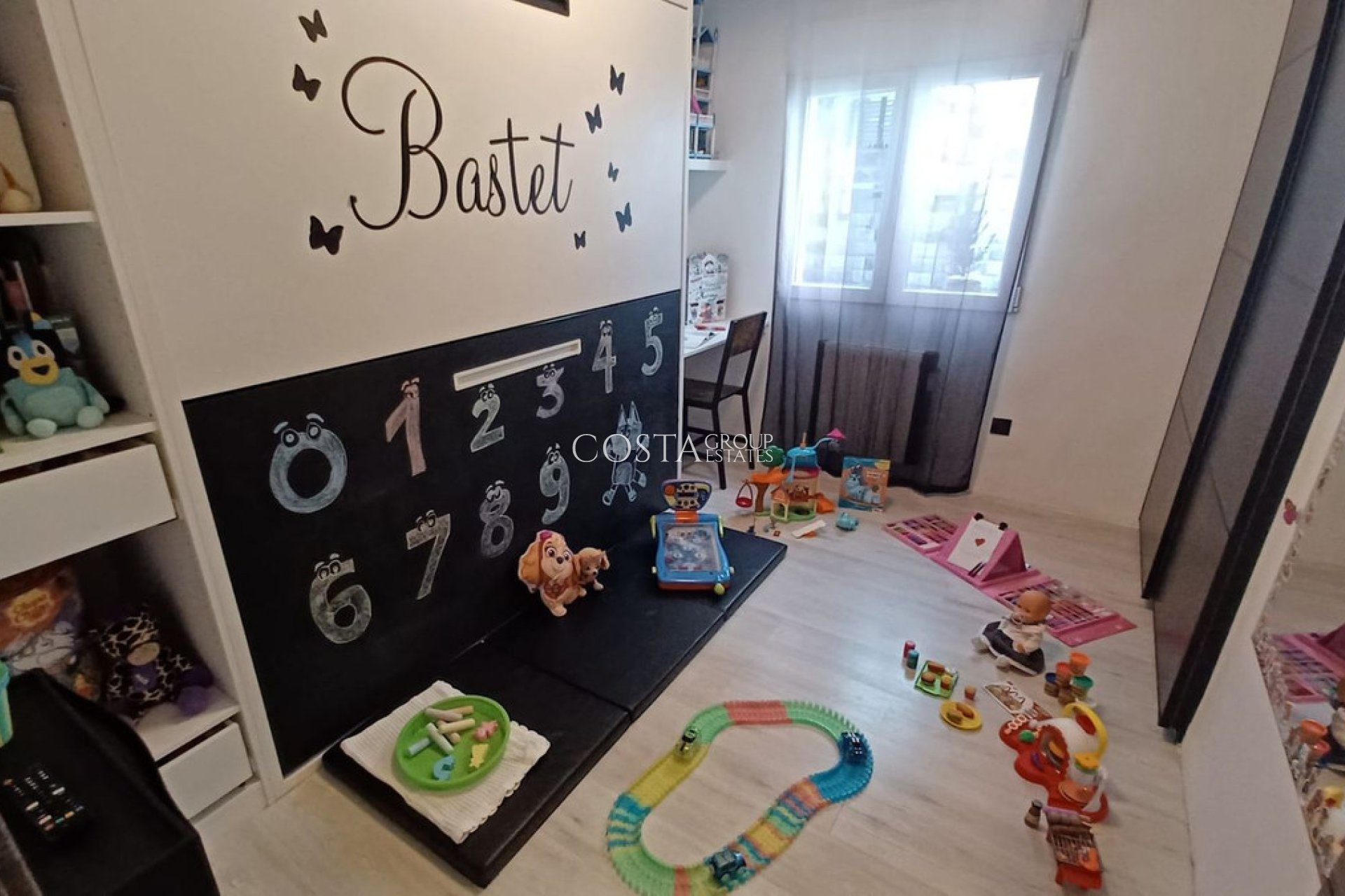 Herverkoop - Apartments -
Pilar de la Horadada - Torre De La Horadada