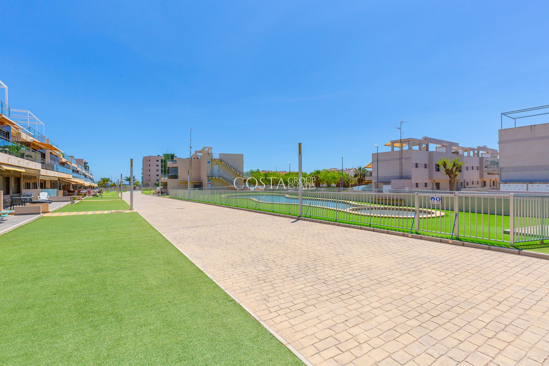 Herverkoop - Apartments -
Pilar de la Horadada - Torre De La Horadada