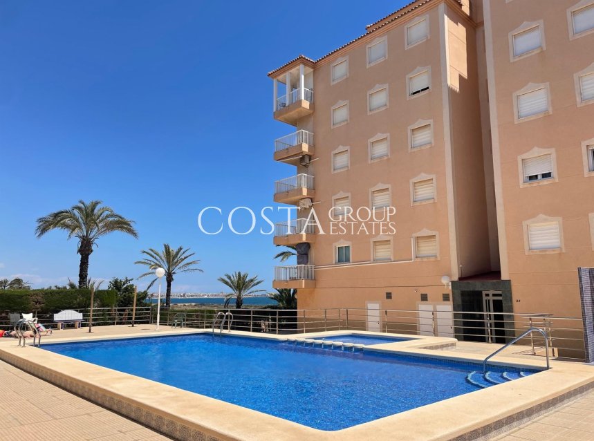 Herverkoop - Apartments -
Punta Prima