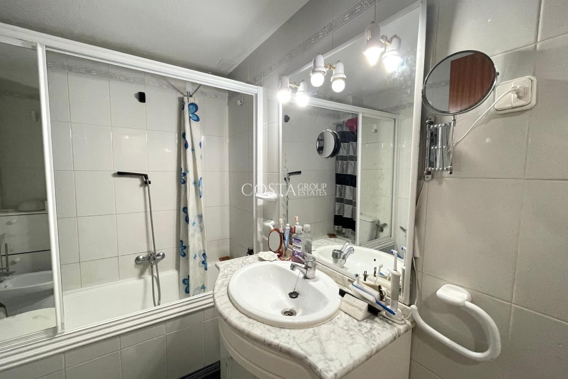 Herverkoop - Apartments -
Punta Prima