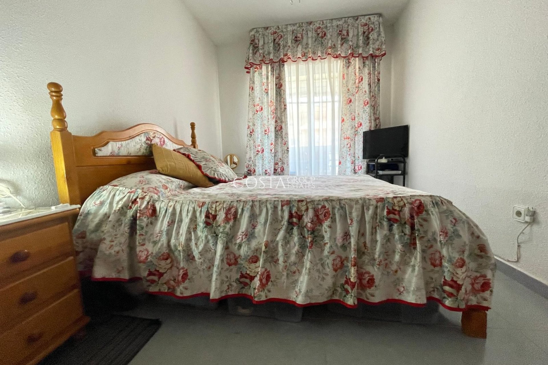 Herverkoop - Apartments -
Punta Prima