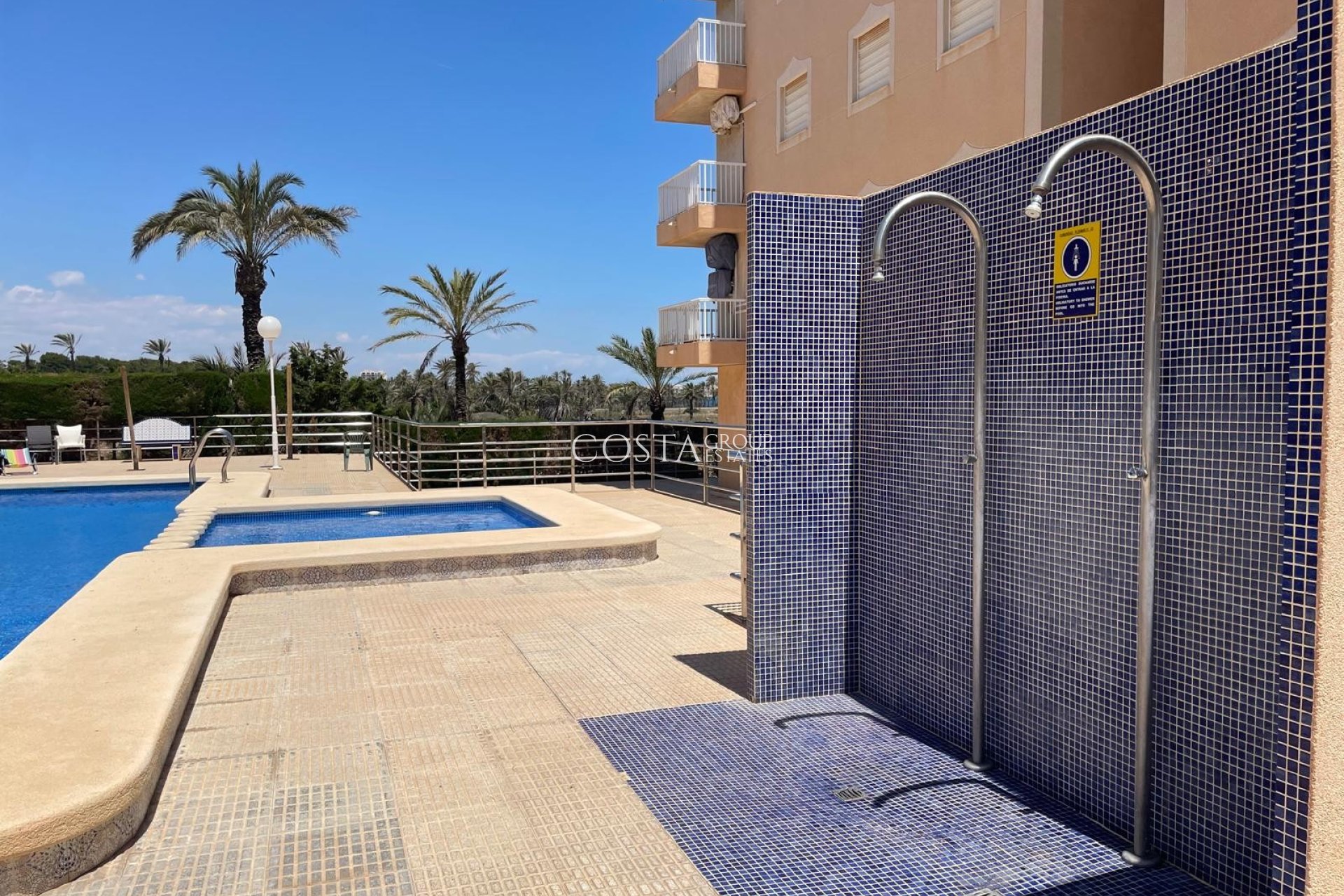 Herverkoop - Apartments -
Punta Prima