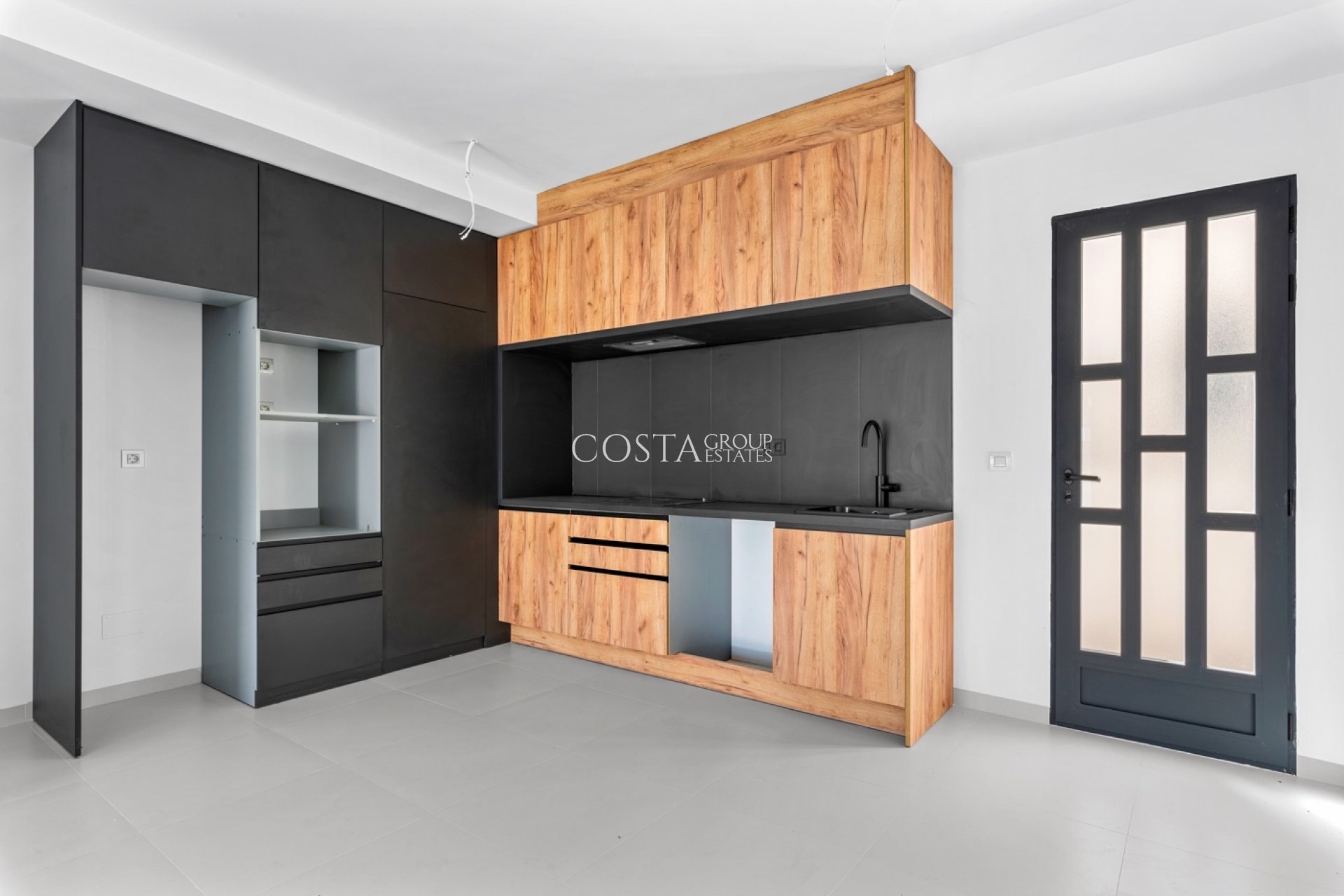 Herverkoop - Apartments -
San Miguel de Salinas - Costa Blanca South