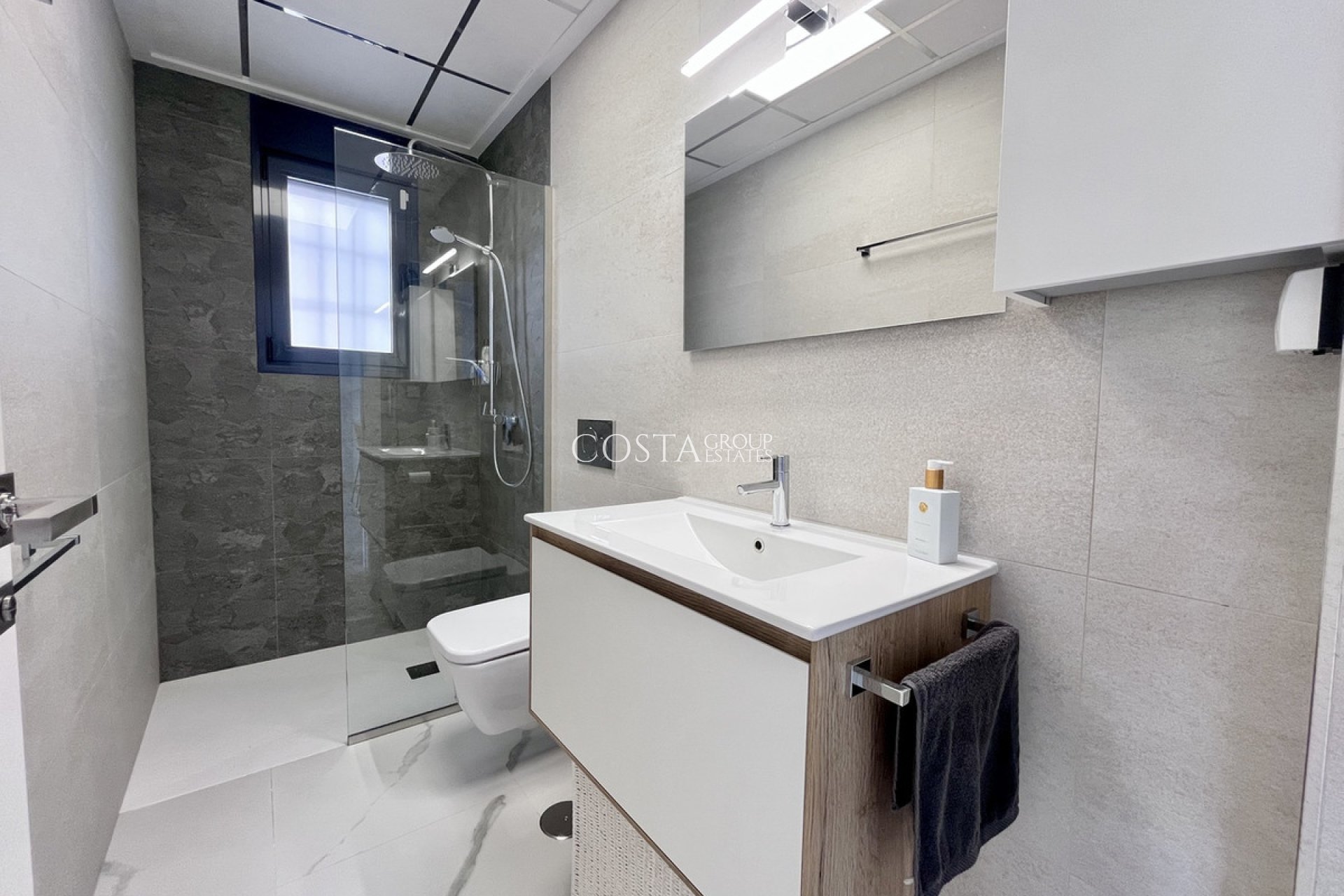 Herverkoop - Apartments -
San Miguel de Salinas - San Miguel de Salinas Centro