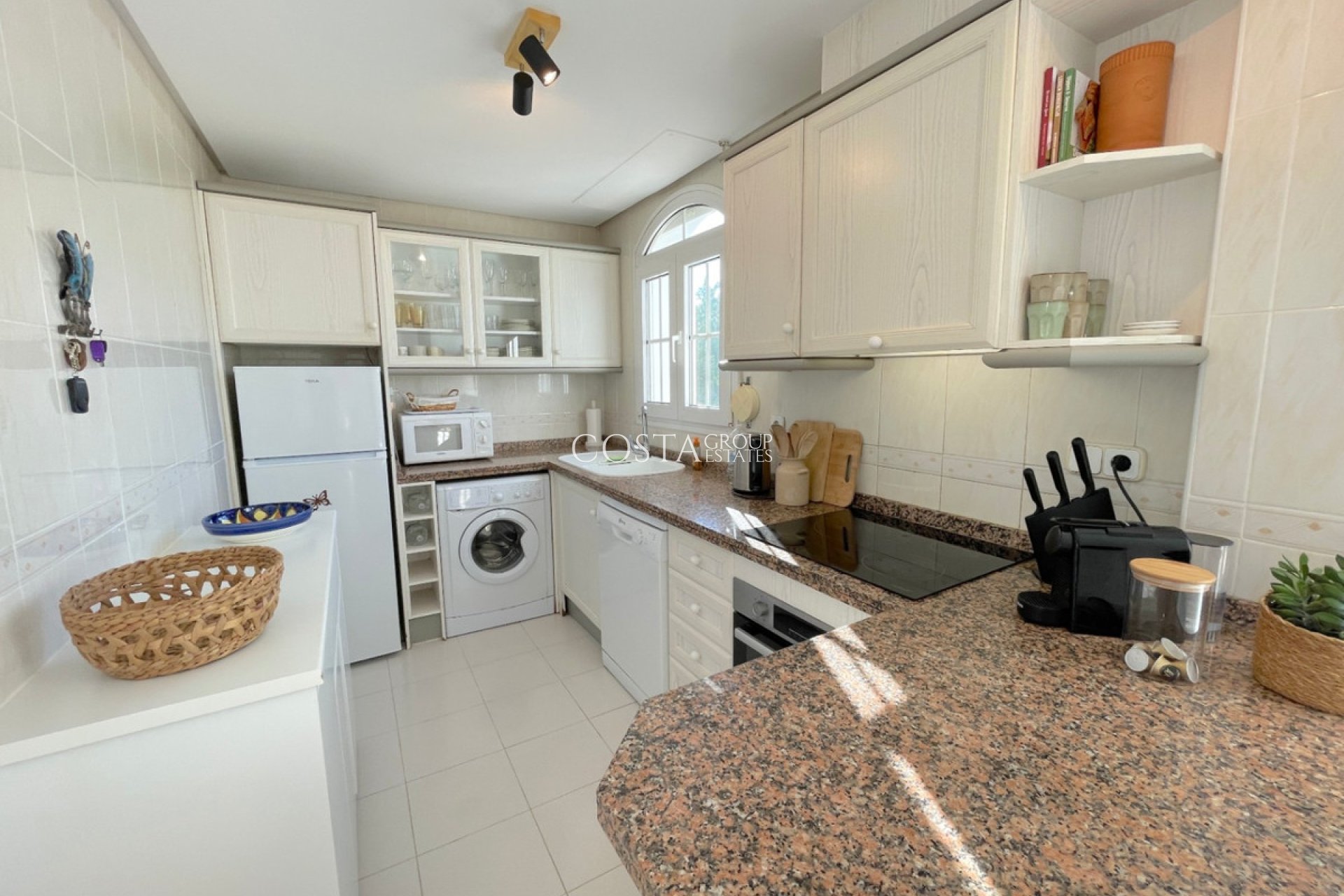 Herverkoop - Apartments -
Teulada - Moraira