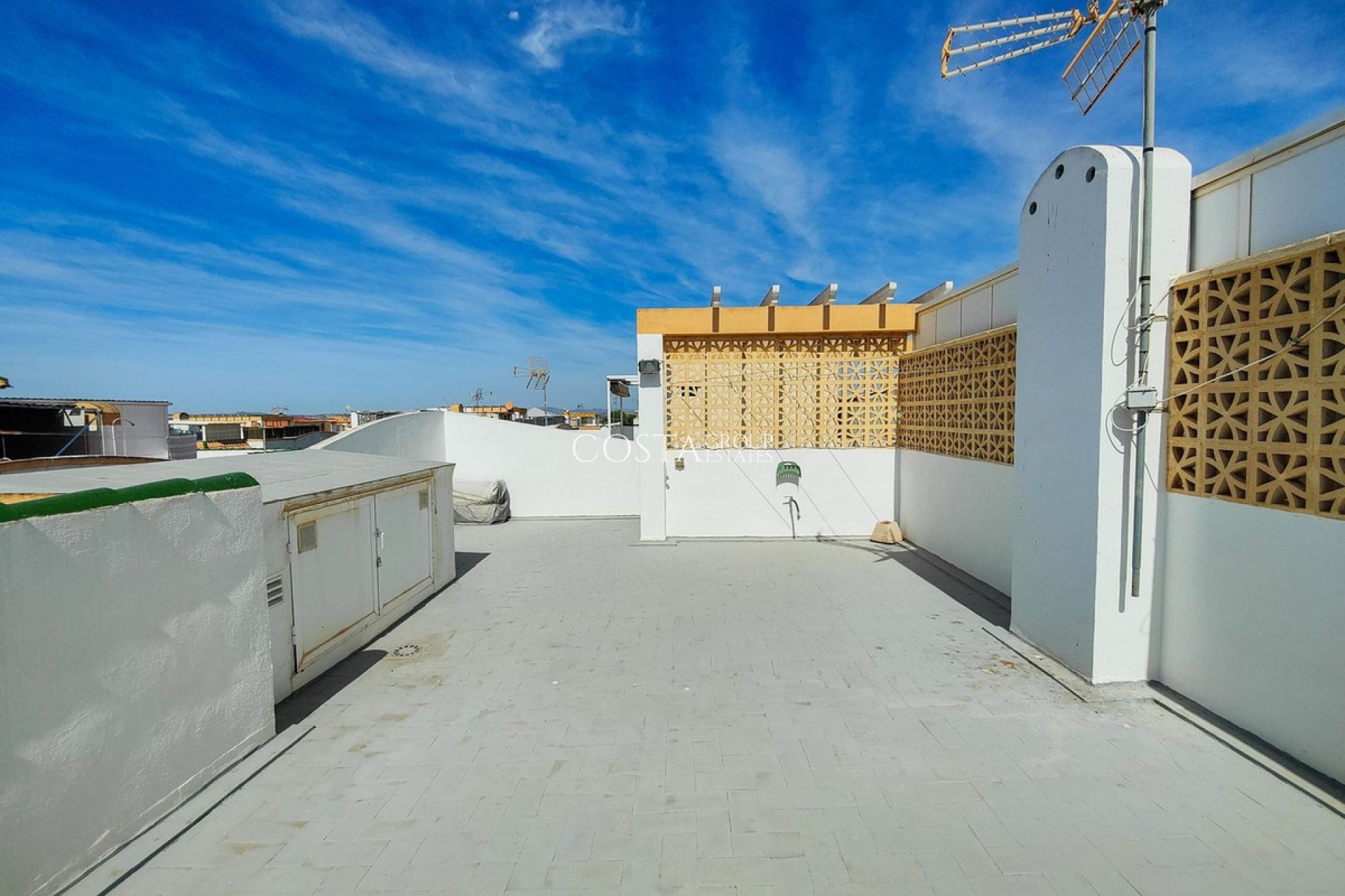 Herverkoop - Apartments -
Torrevieja - El Acequión - Los Náufragos