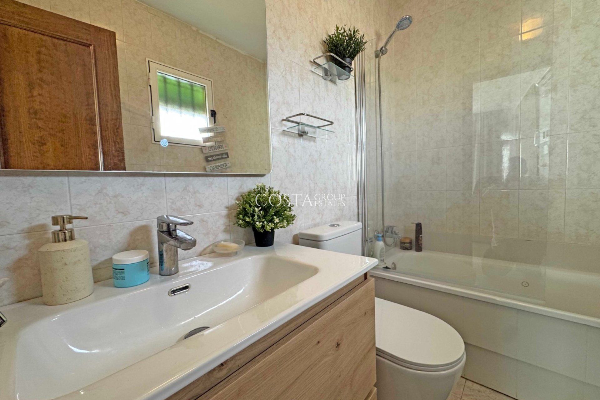 Herverkoop - Apartments -
Torrevieja - La Mata