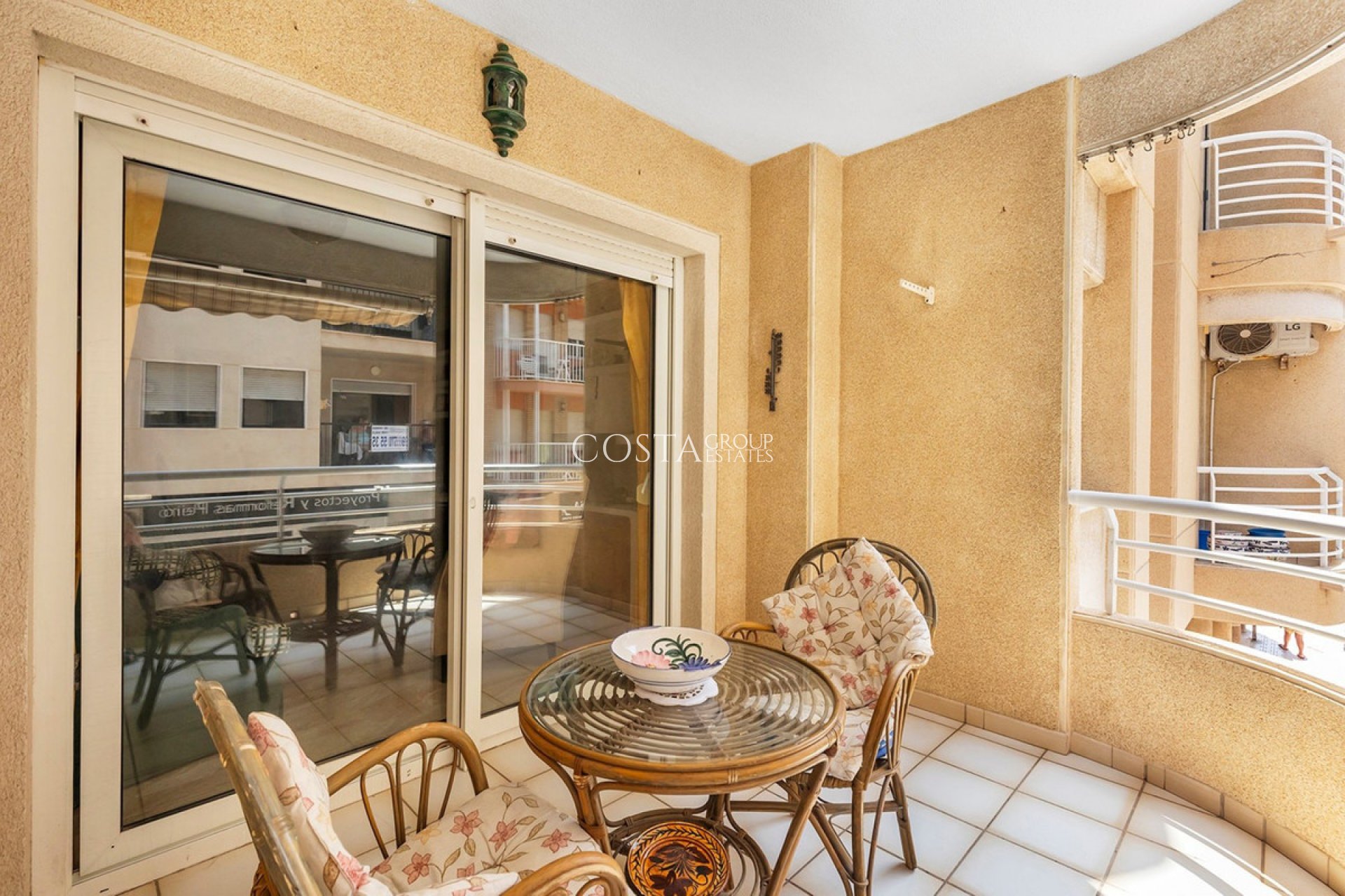 Herverkoop - Apartments -
Torrevieja - La Mata