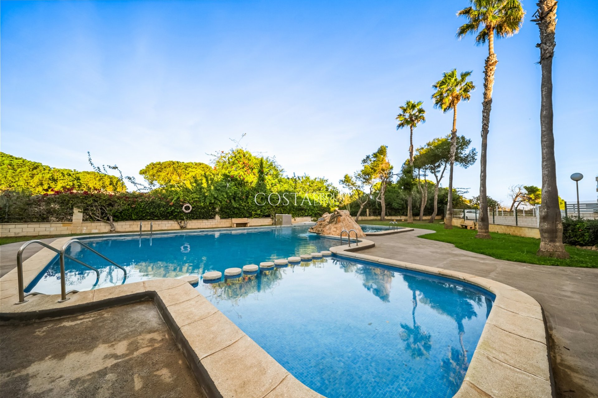 Herverkoop - Apartments -
Torrevieja - La Mata