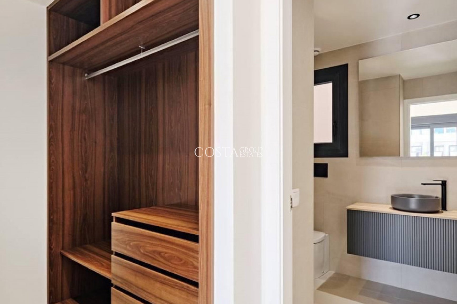 Herverkoop - Apartments -
Torrevieja - La Veleta