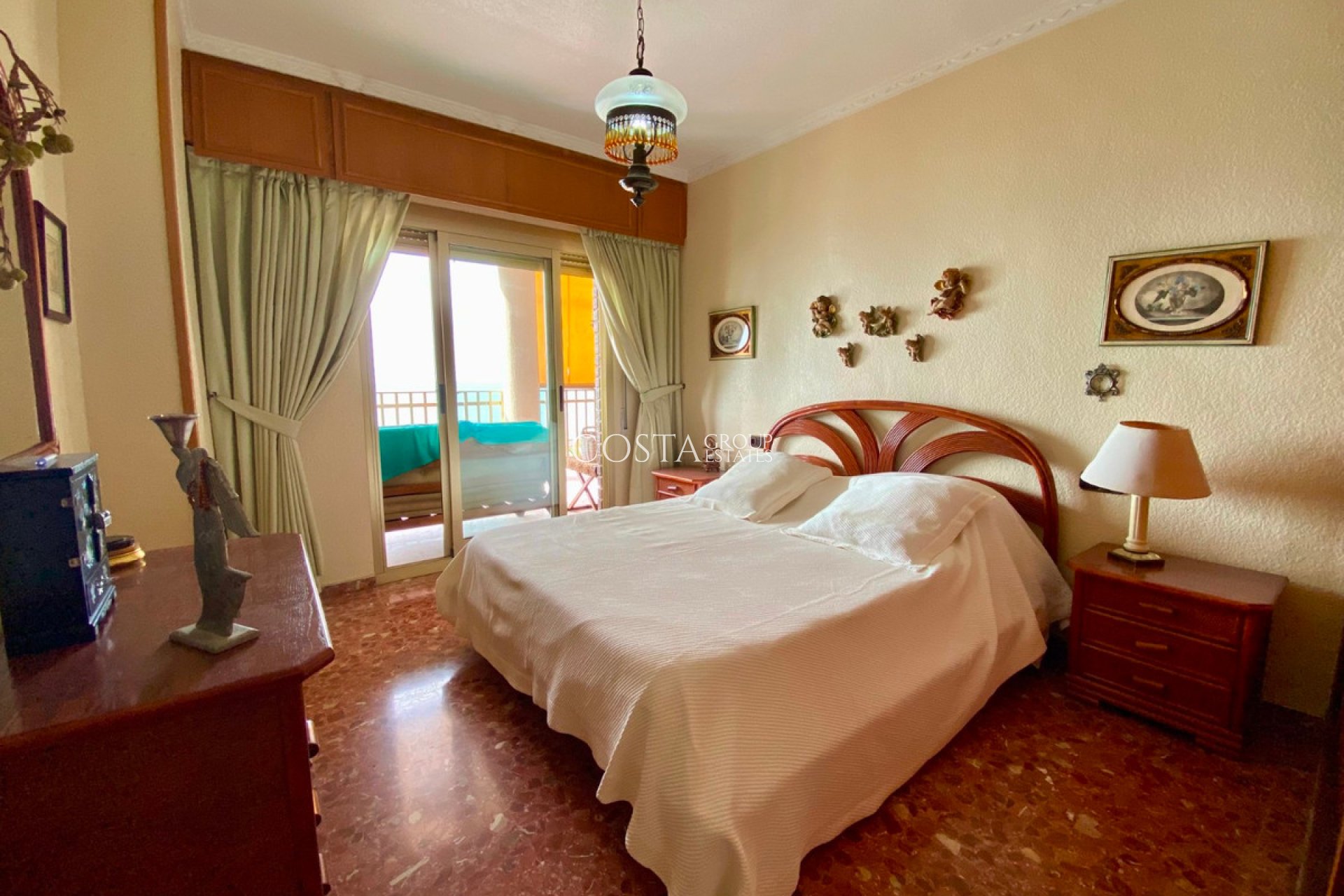 Herverkoop - Apartments -
Torrevieja - Playa del Cura