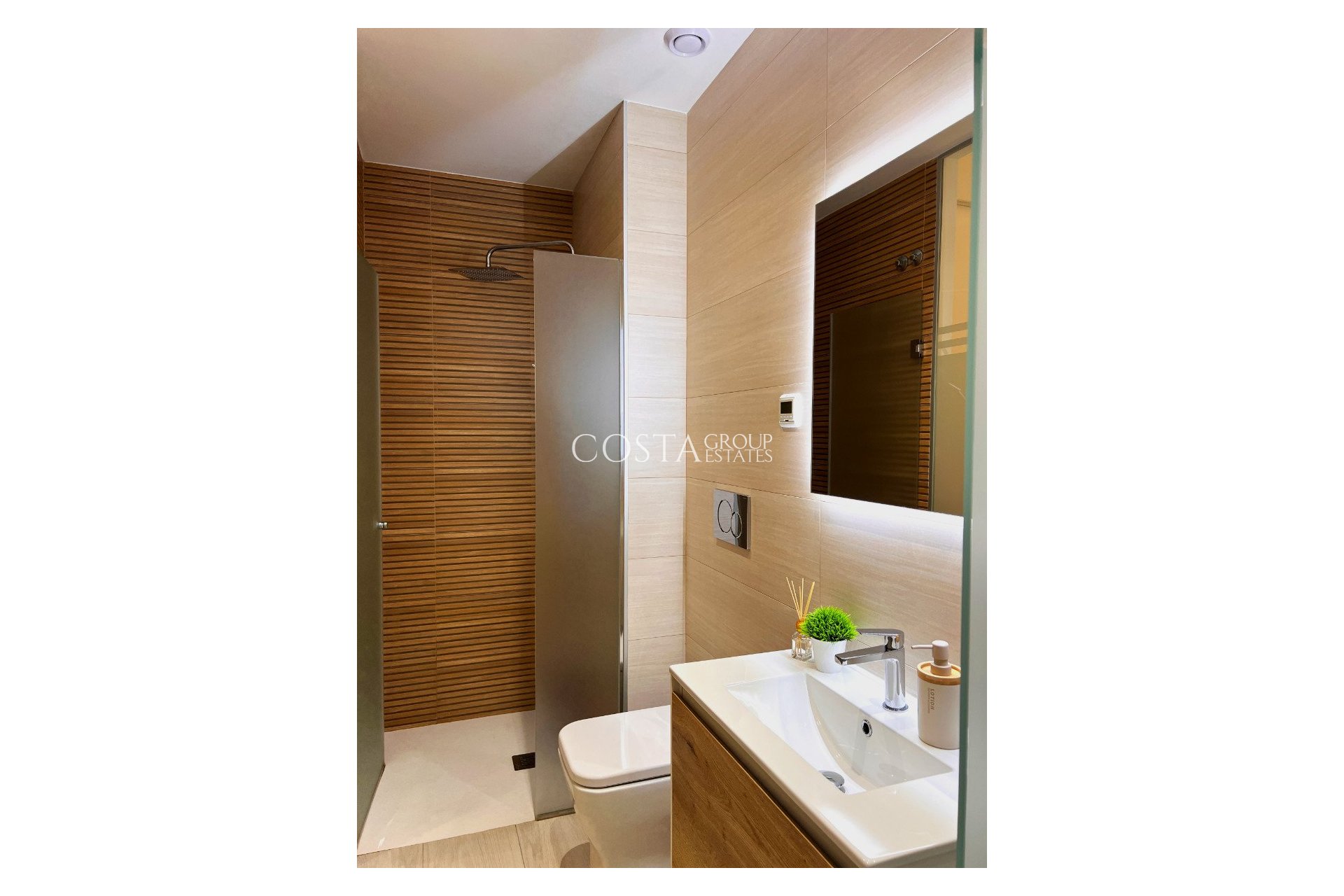 Herverkoop - Apartments -
Torrevieja - Playa del Cura