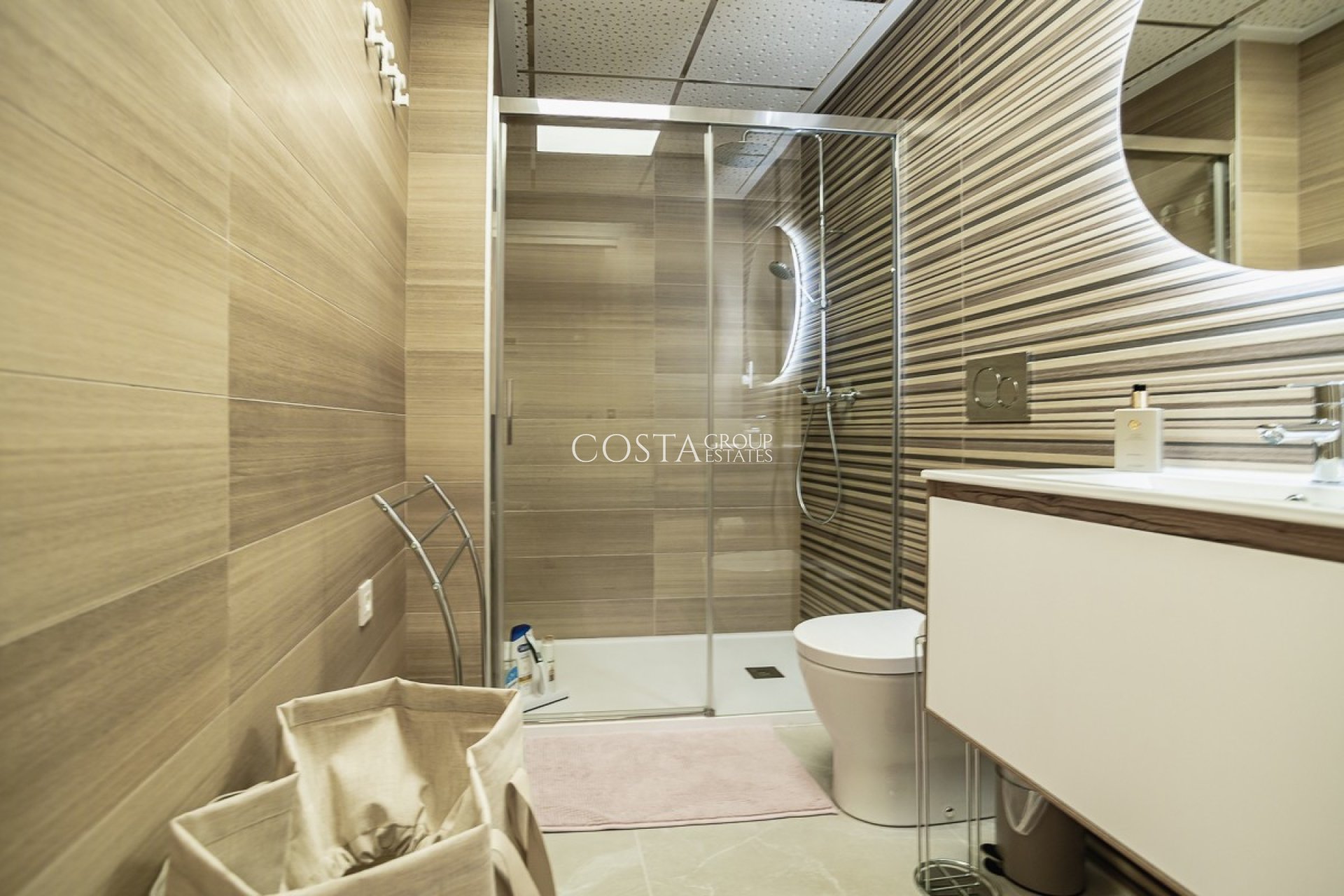 Herverkoop - Apartments -
Torrevieja - Playa del Cura