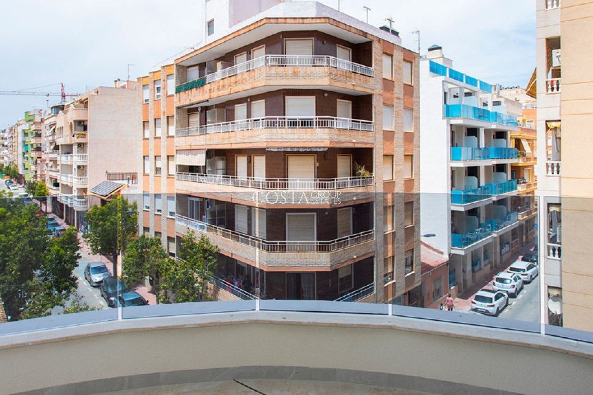 Herverkoop - Apartments -
Torrevieja - Playa del Cura
