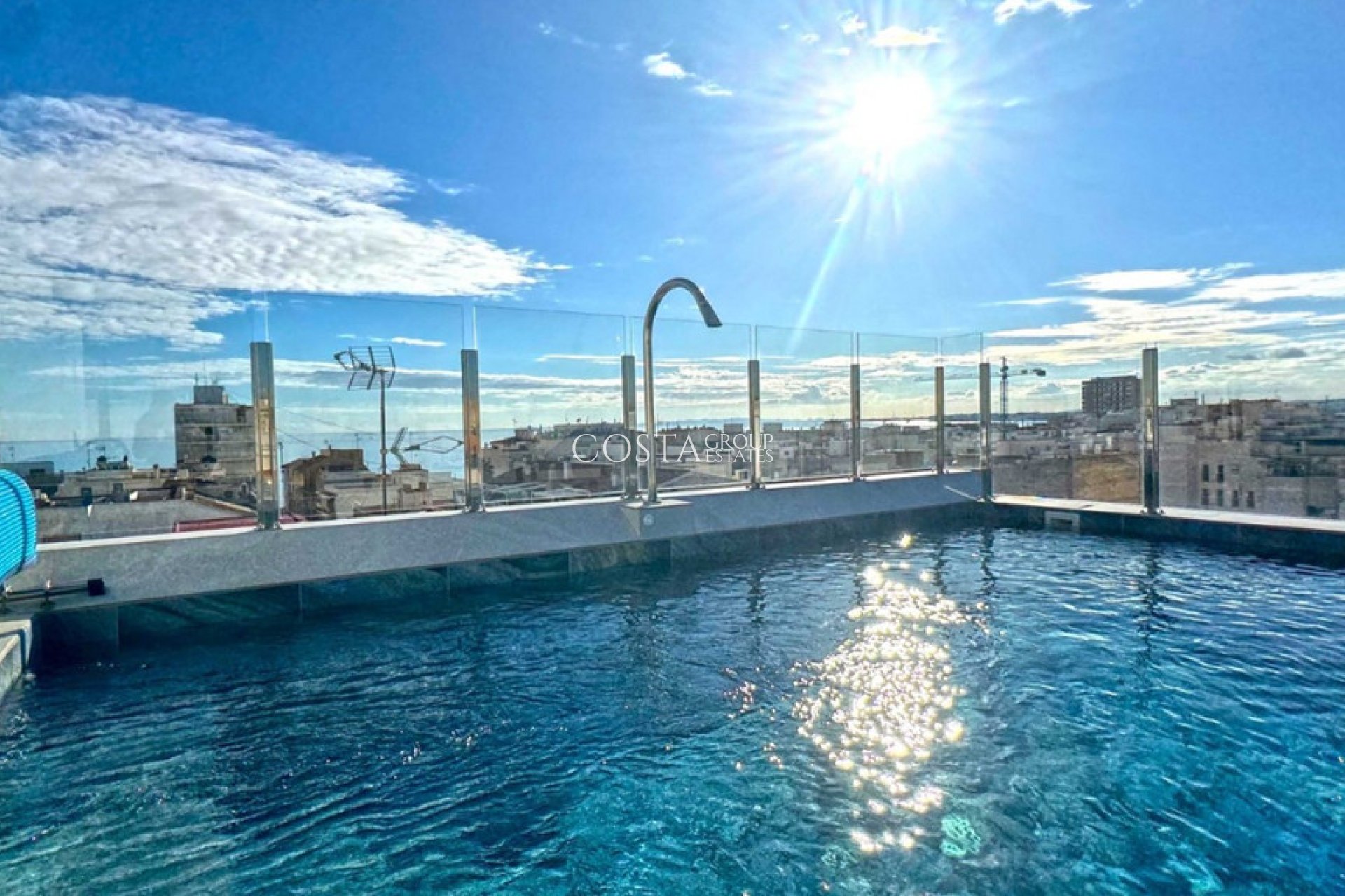 Herverkoop - Apartments -
Torrevieja - Playa del Cura
