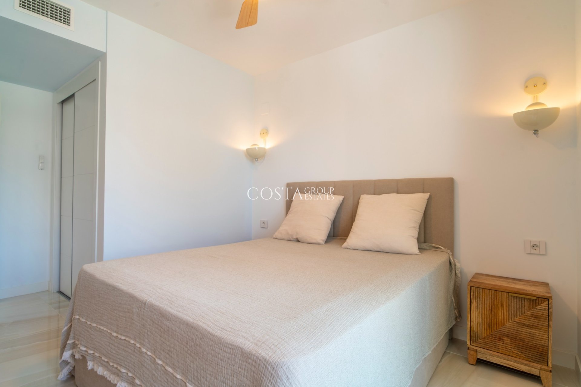 Herverkoop - Apartments -
Torrevieja - Punta Prima