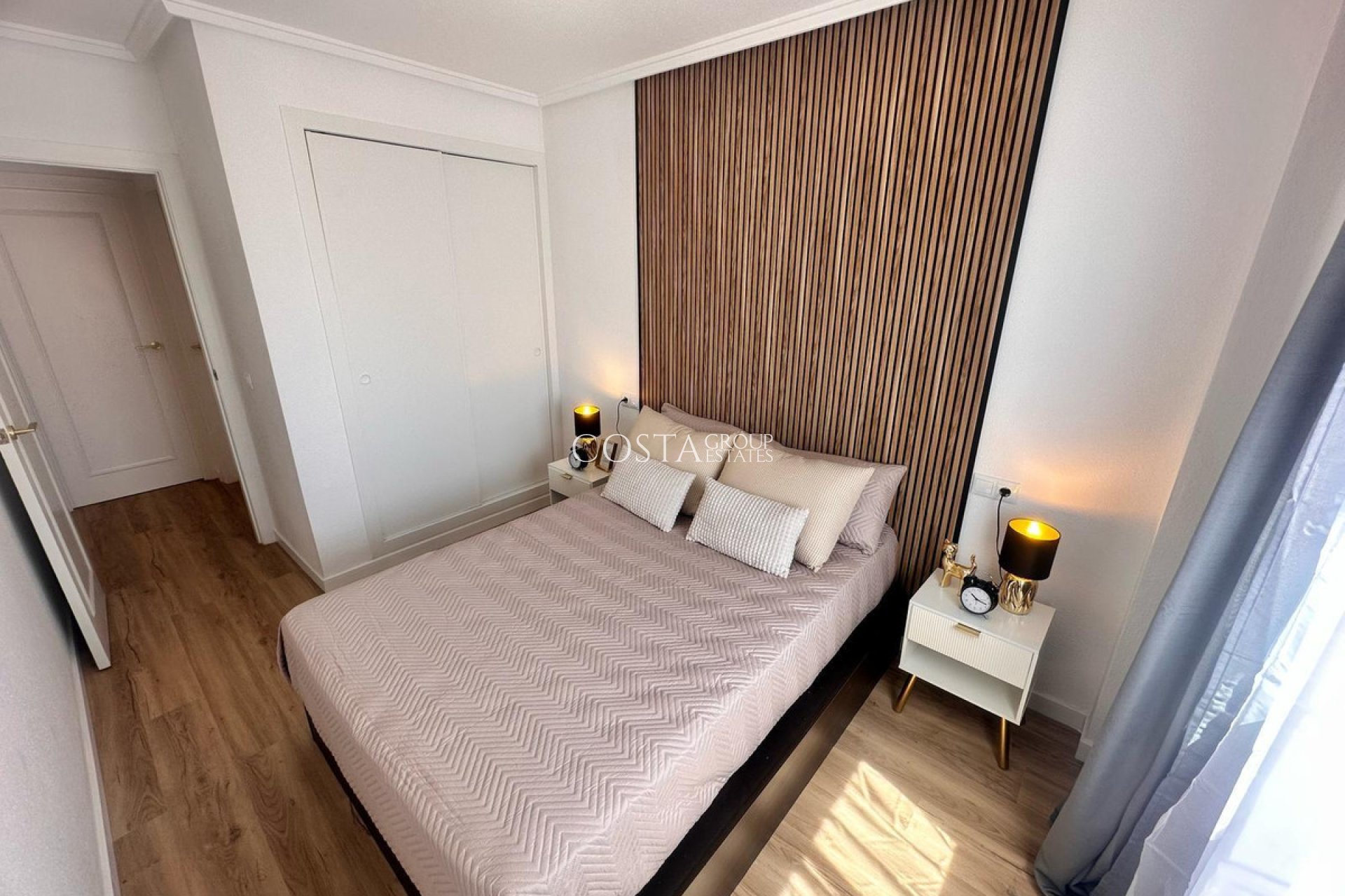 Herverkoop - Apartments -
Torrevieja - Torrevieja Centro