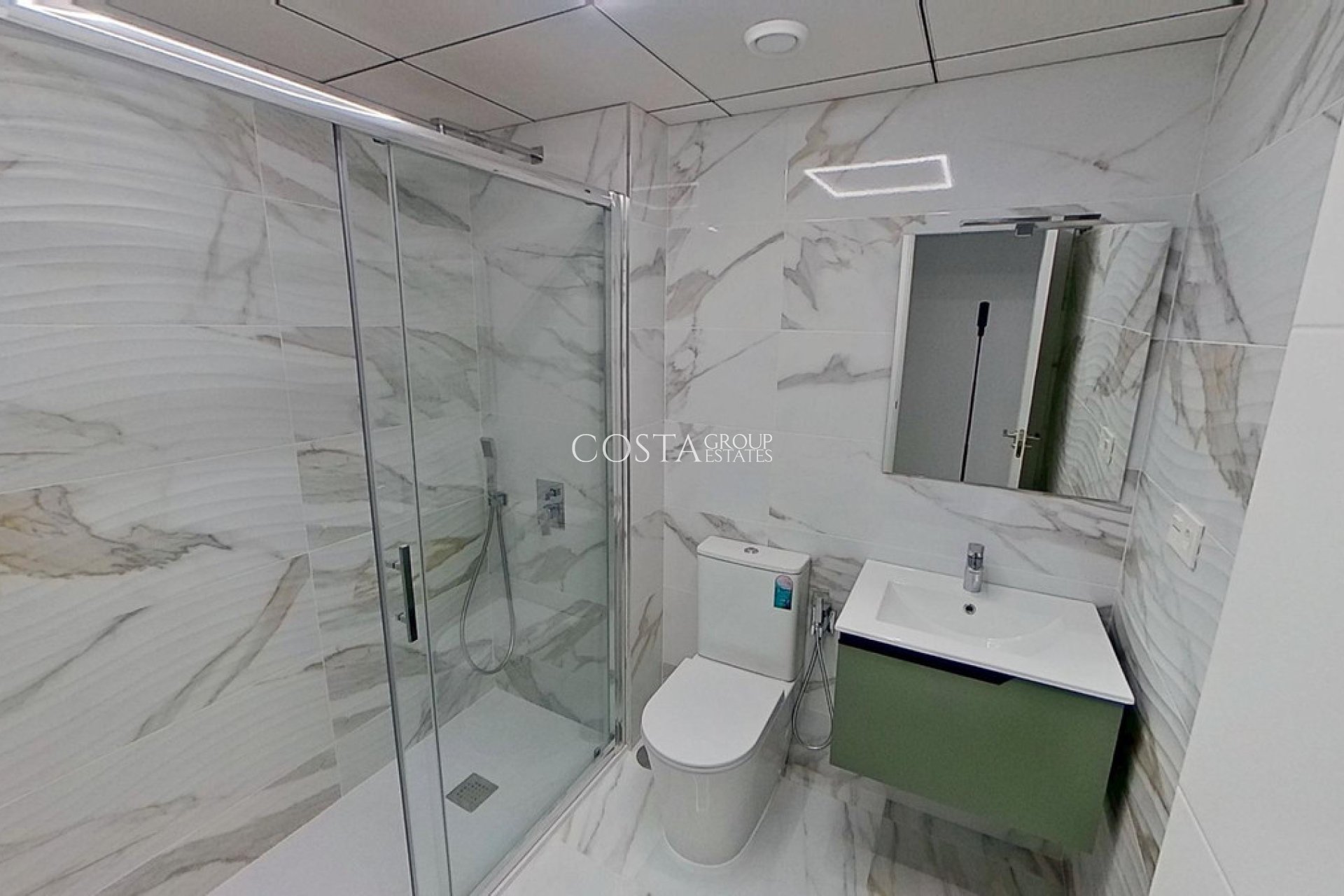 Herverkoop - Apartments -
Torrevieja - Torrevieja Centro