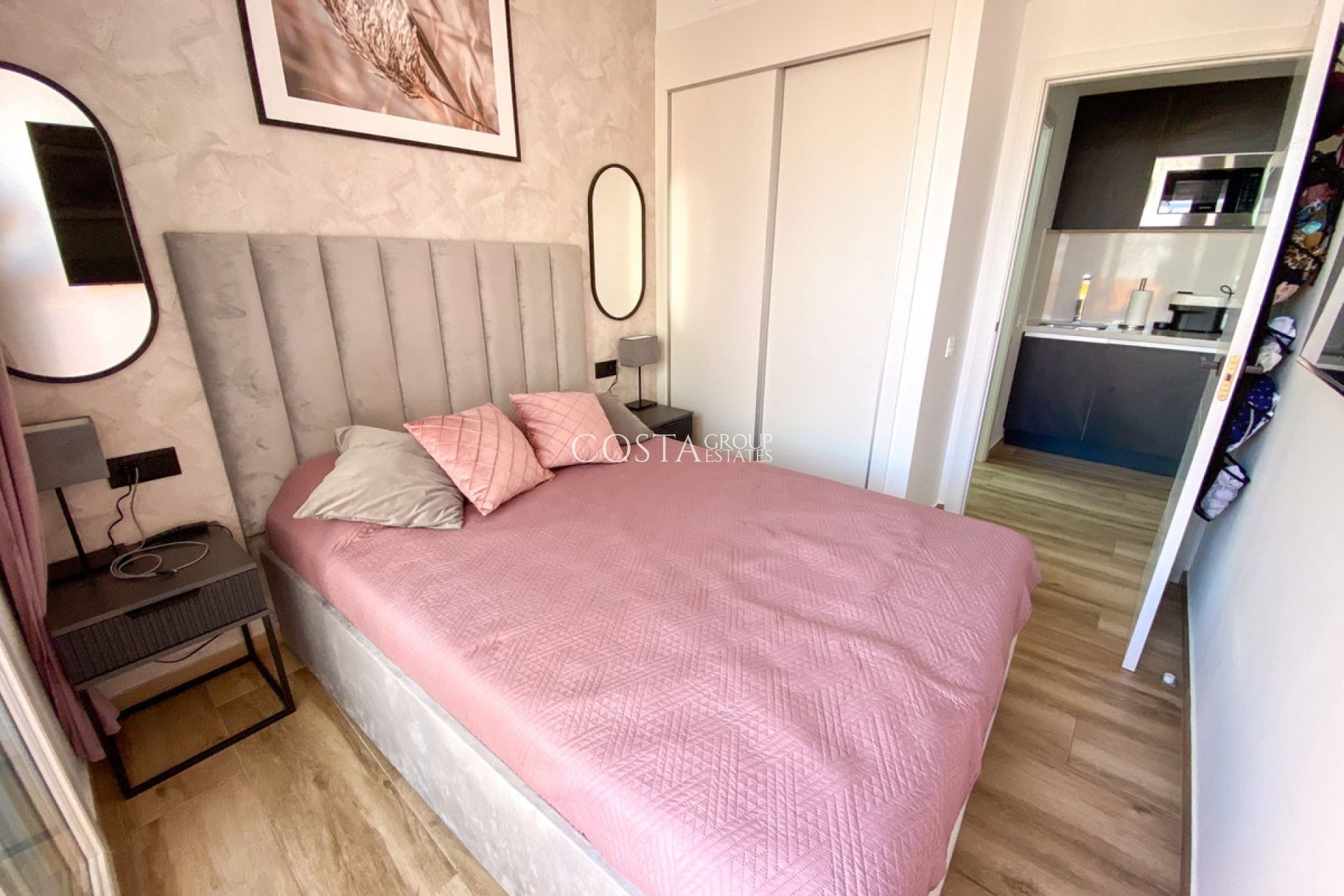 Herverkoop - Apartments -
Torrevieja - Torrevieja Centro