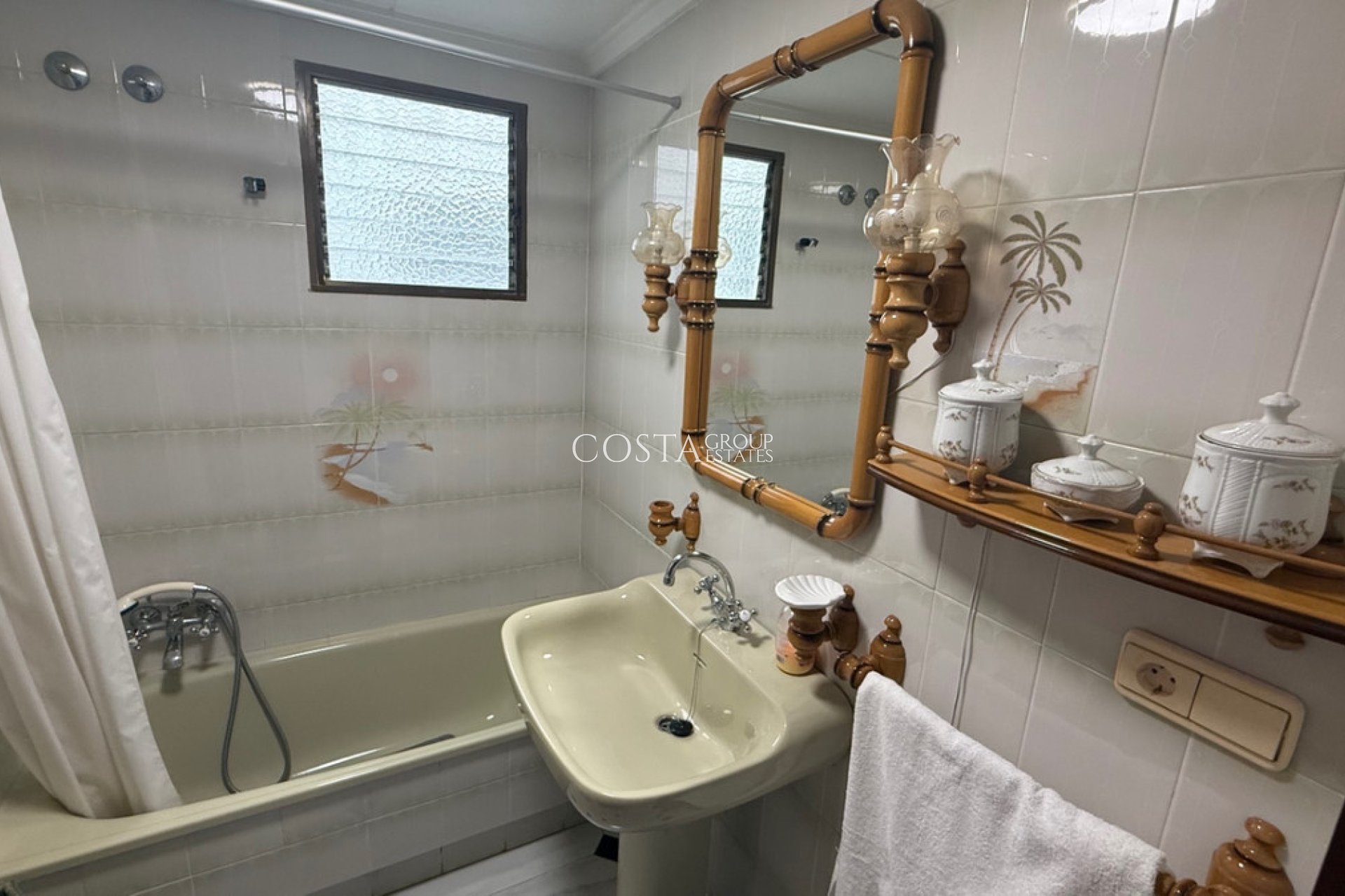 Herverkoop - Apartments -
Torrevieja - Torrevieja Centro