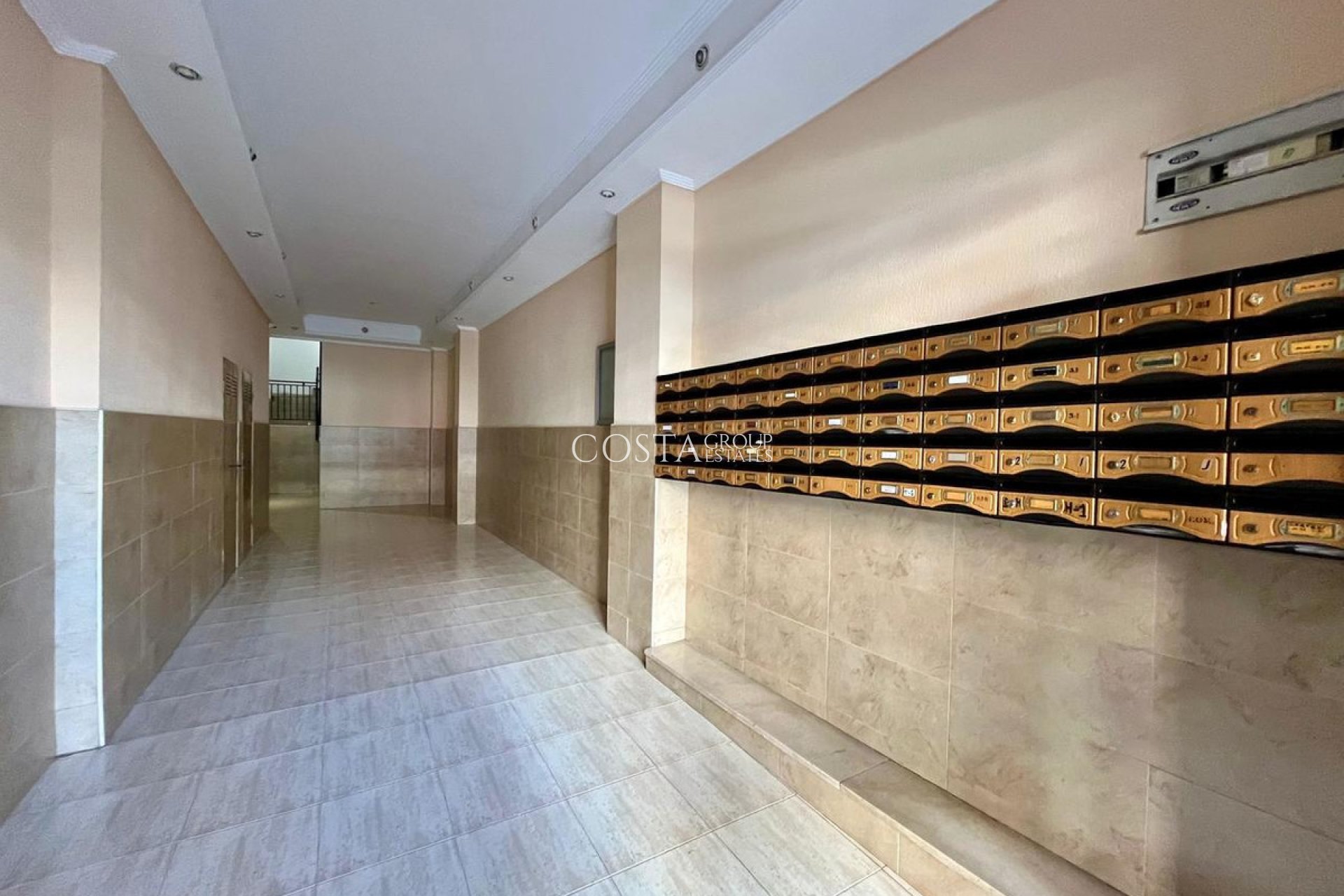 Herverkoop - Apartments -
Torrevieja - Torrevieja Centro