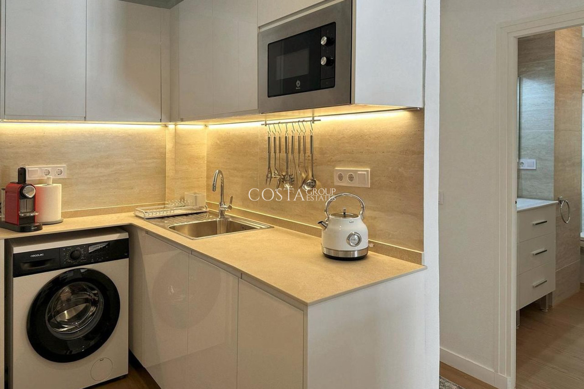 Herverkoop - Apartments -
Torrevieja - Torrevieja Centro