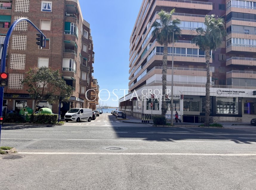 Herverkoop - Apartments -
Torrevieja - Torrevieja Centro