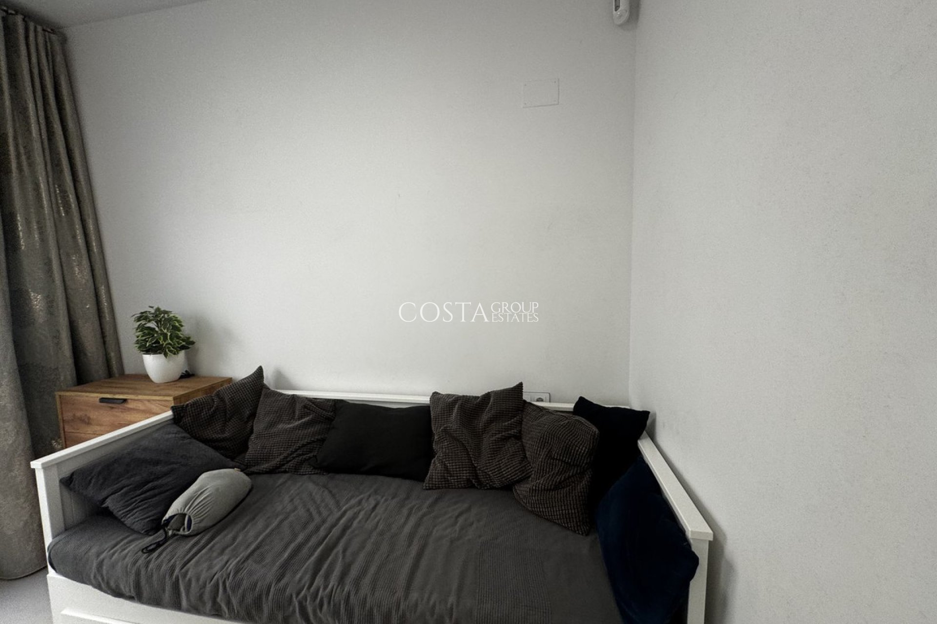 Herverkoop - Apartments -
Torrevieja - Torrevieja Centro