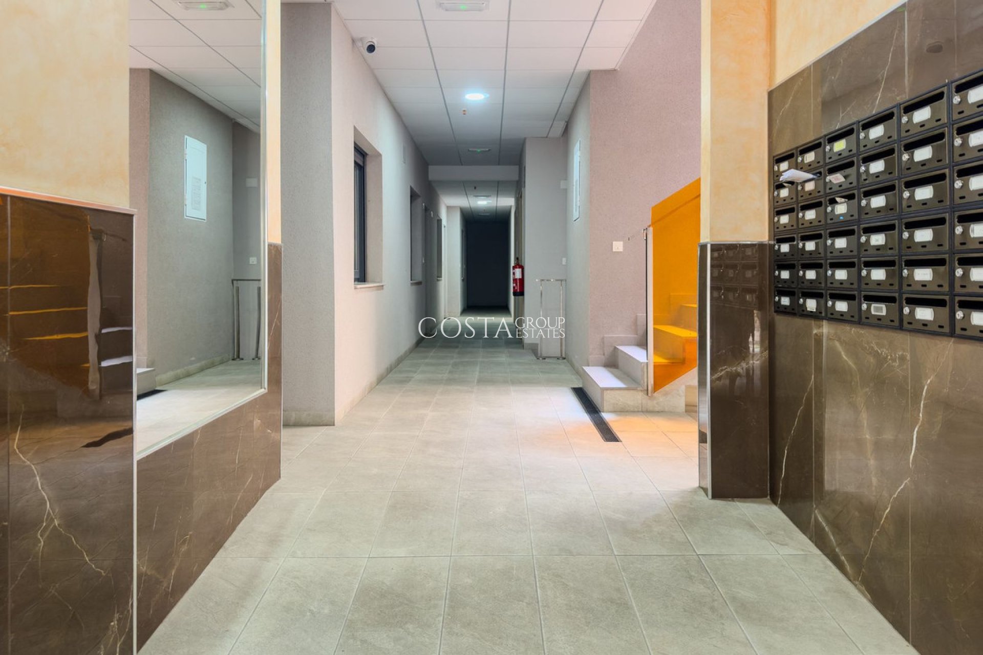 Herverkoop - Apartments -
Torrevieja - Torrevieja Centro