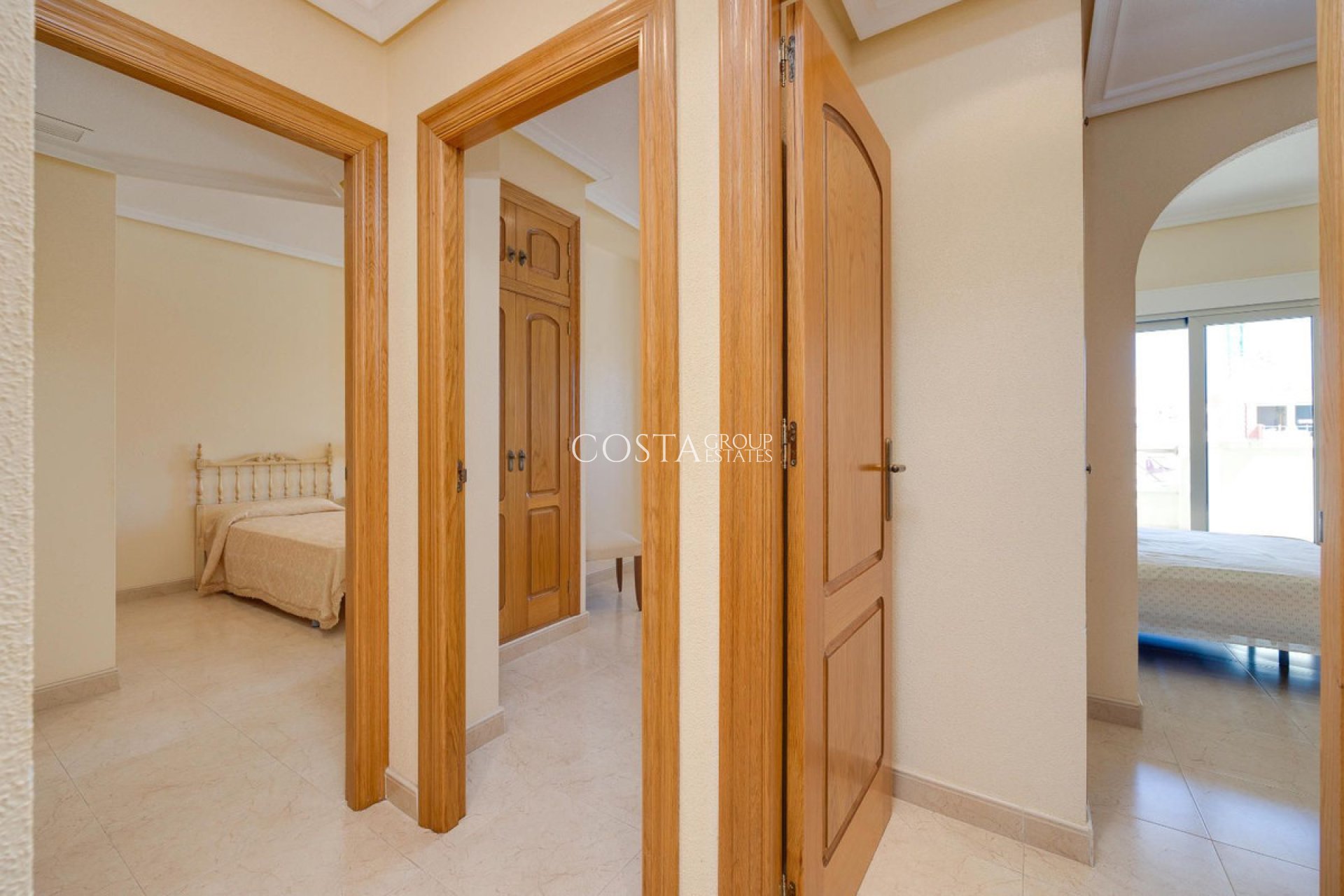 Herverkoop - Apartments -
Torrevieja - Torrevieja Centro