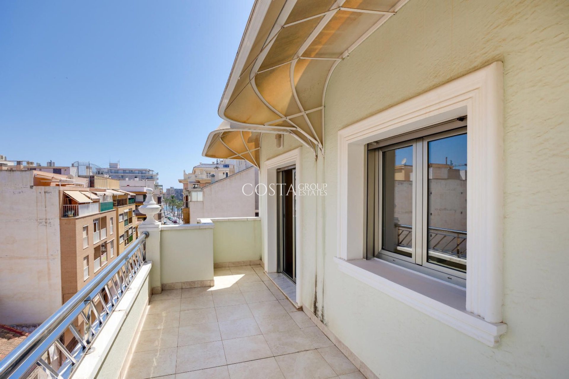 Herverkoop - Apartments -
Torrevieja - Torrevieja Centro