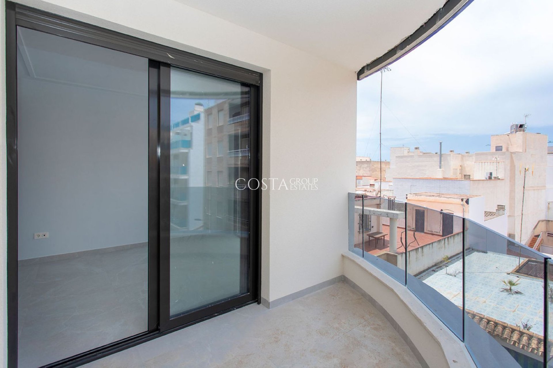 Herverkoop - Apartments -
Torrevieja - Torrevieja Centro